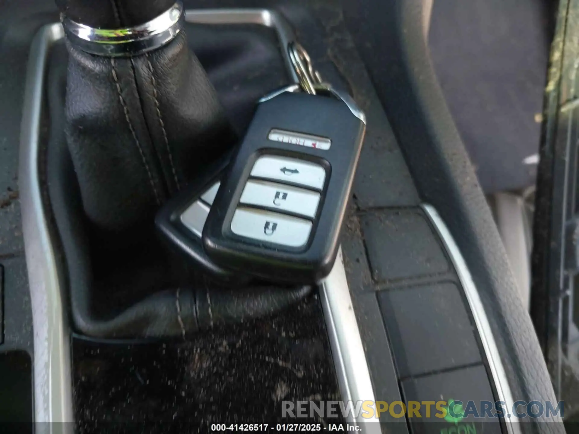 11 Photograph of a damaged car 19XFC2E8XKE015384 HONDA CIVIC 2019