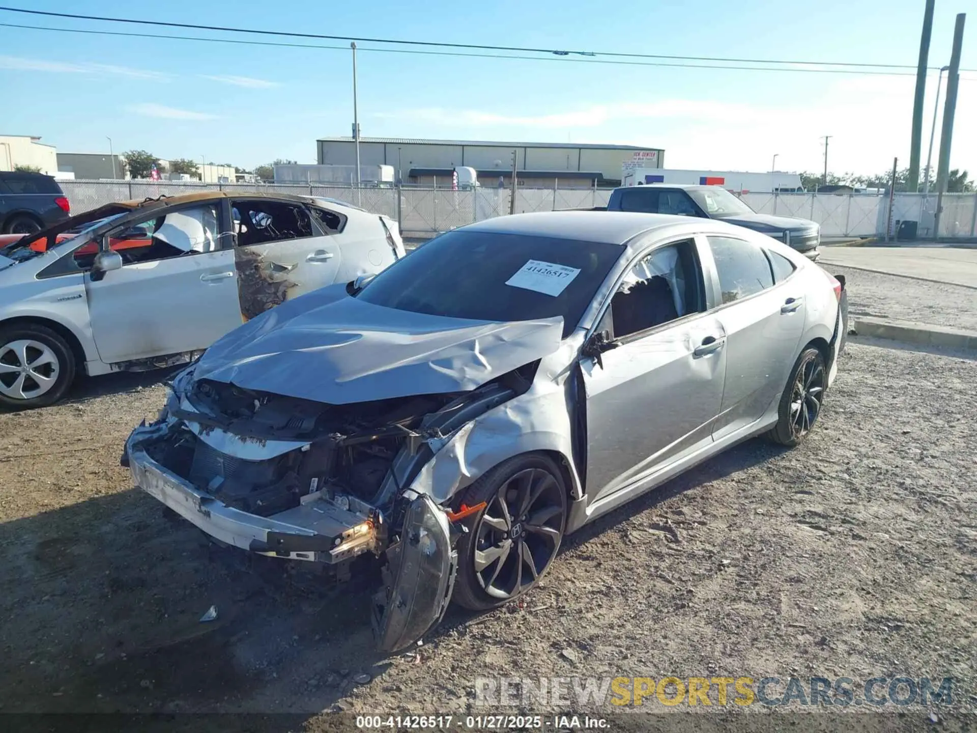 2 Photograph of a damaged car 19XFC2E8XKE015384 HONDA CIVIC 2019
