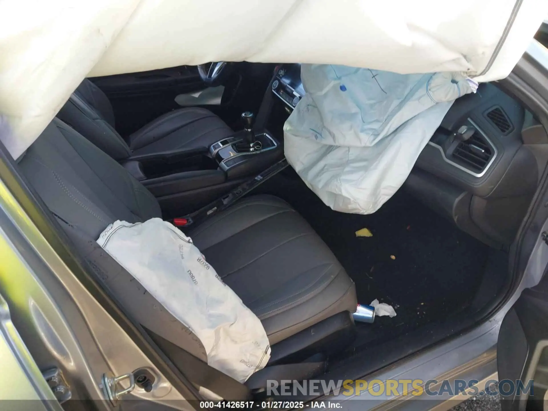 5 Photograph of a damaged car 19XFC2E8XKE015384 HONDA CIVIC 2019