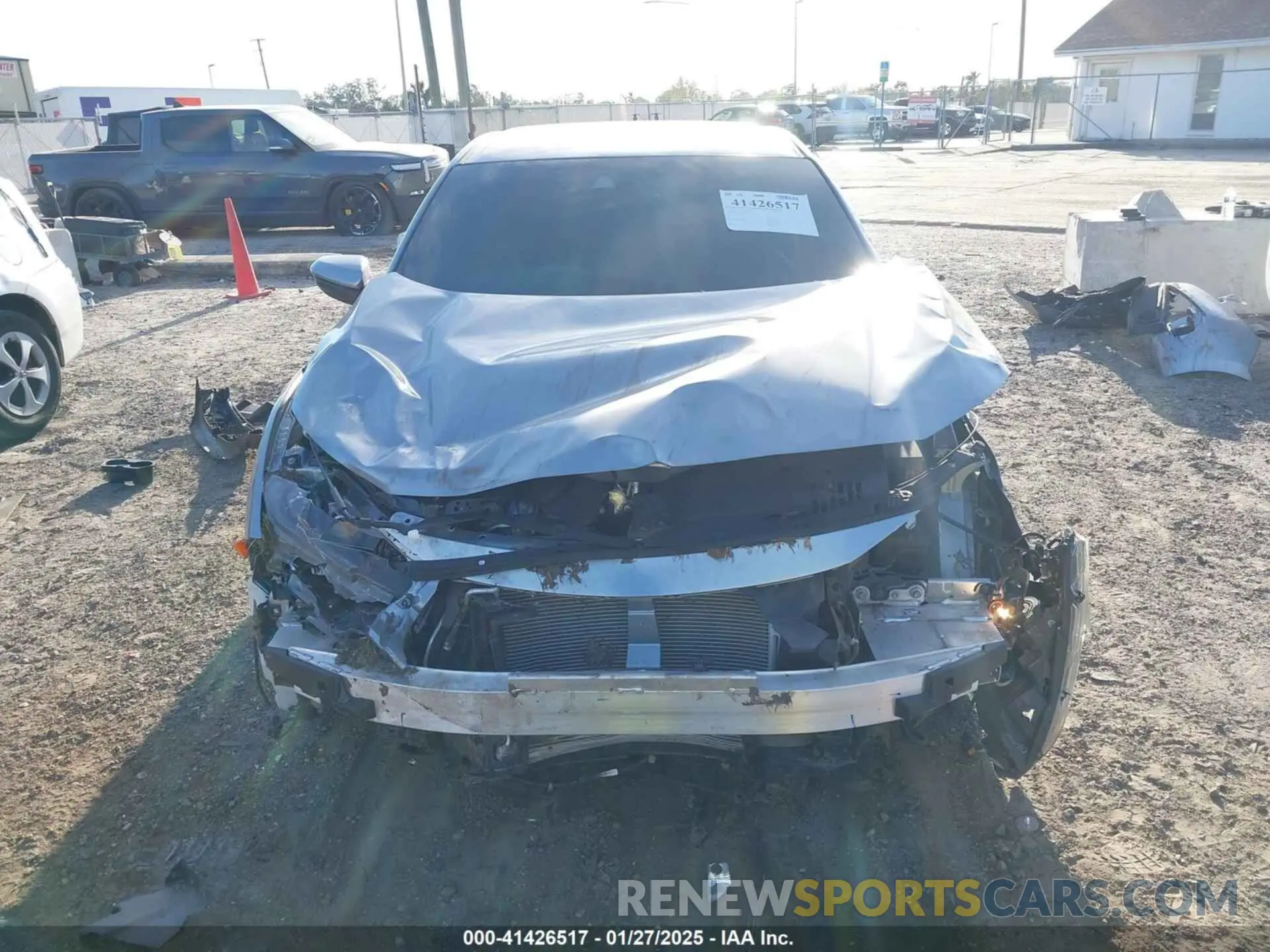 6 Photograph of a damaged car 19XFC2E8XKE015384 HONDA CIVIC 2019