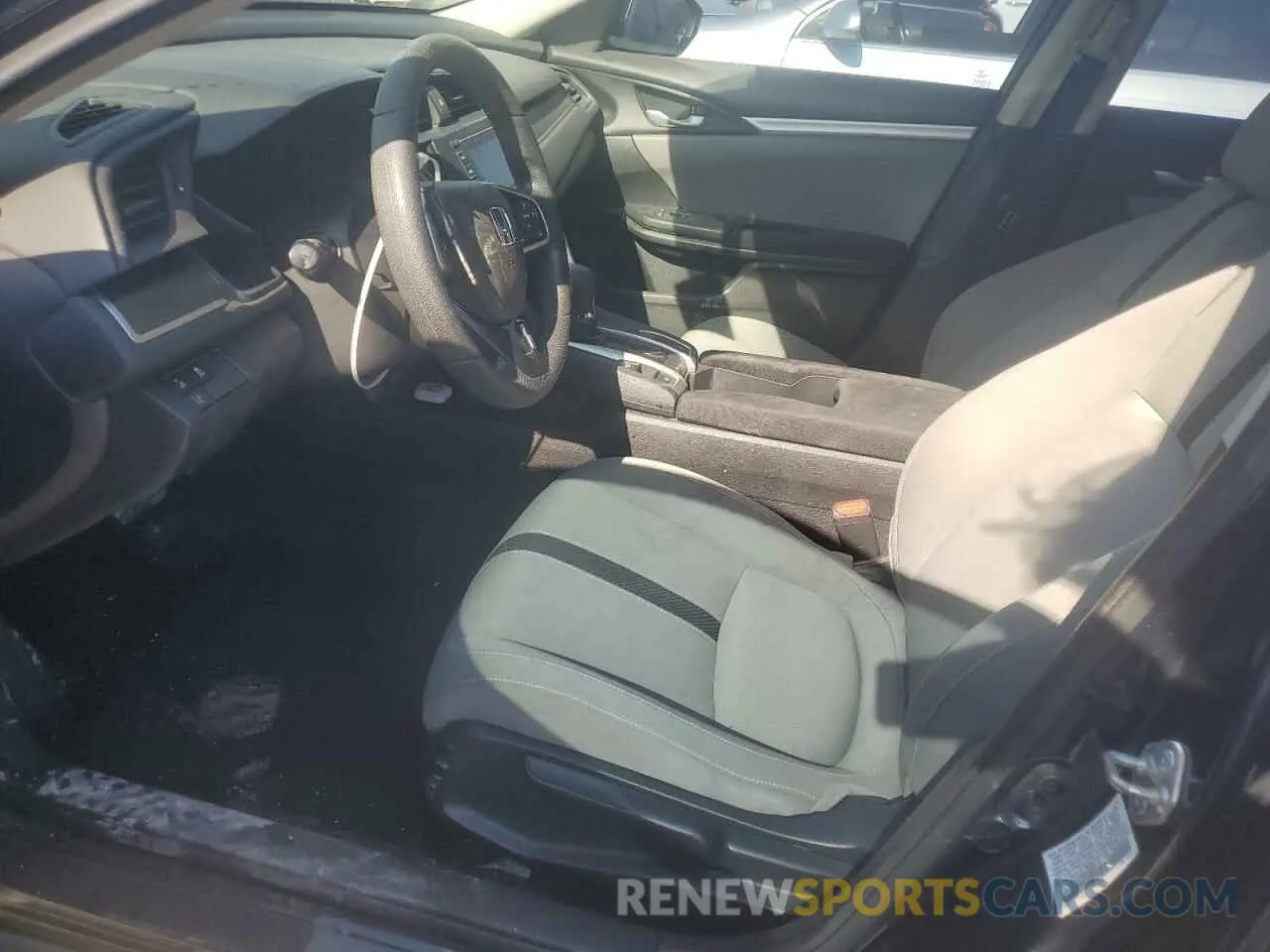 7 Photograph of a damaged car 19XFC2F60KE003516 HONDA CIVIC 2019
