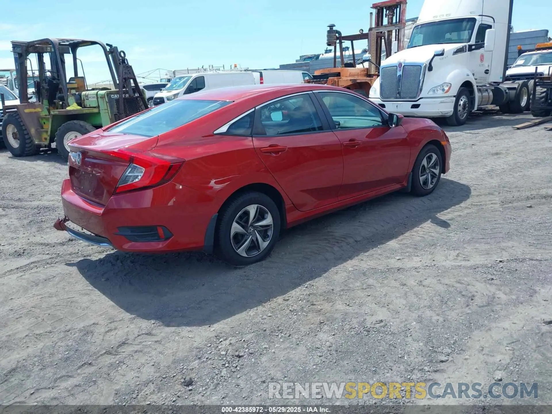 4 Photograph of a damaged car 19XFC2F60KE003757 HONDA CIVIC 2019