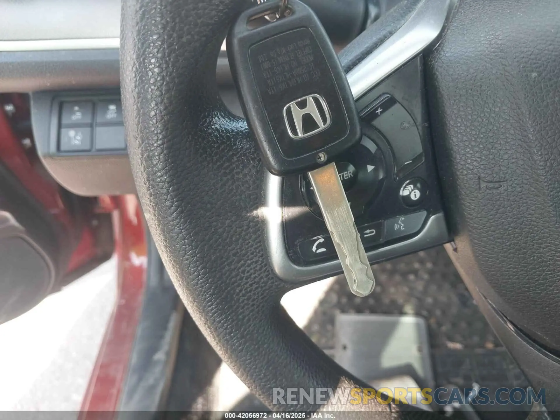 11 Photograph of a damaged car 19XFC2F60KE004665 HONDA CIVIC 2019