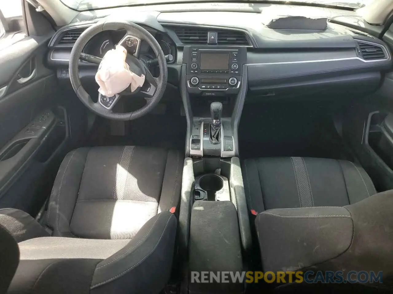 8 Photograph of a damaged car 19XFC2F60KE008439 HONDA CIVIC 2019