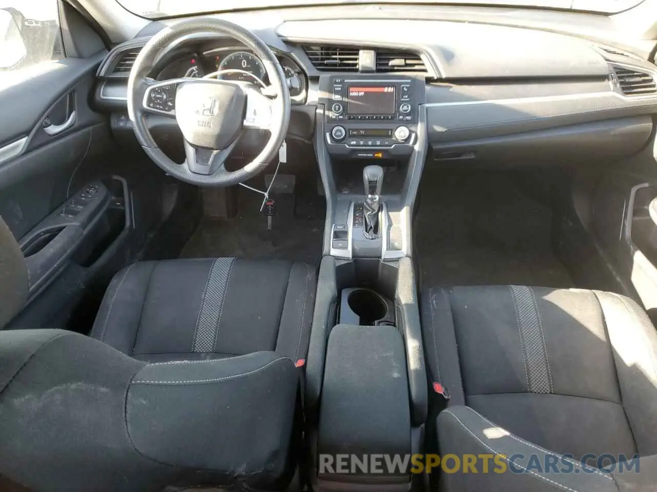 8 Photograph of a damaged car 19XFC2F60KE025306 HONDA CIVIC 2019