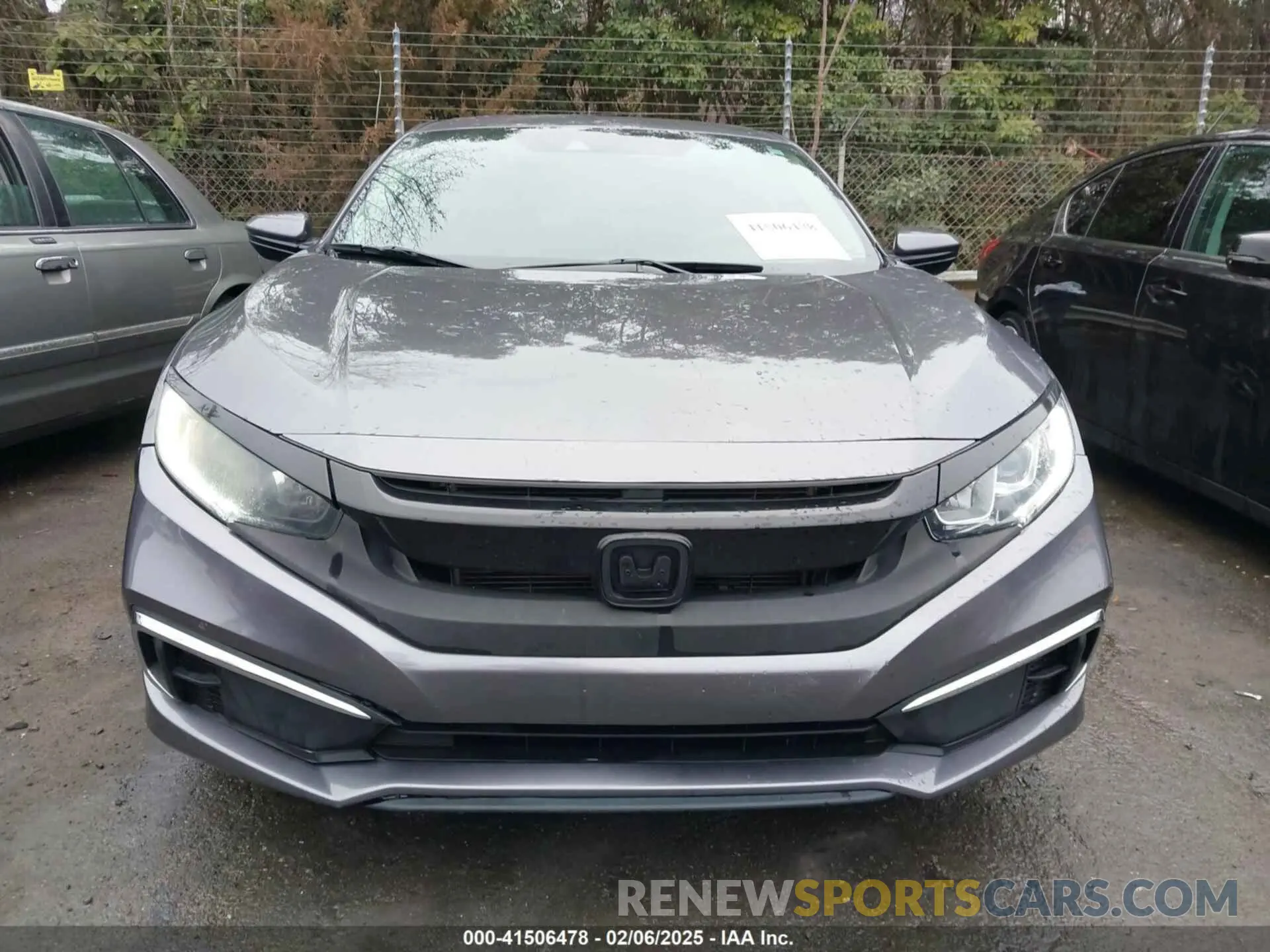12 Photograph of a damaged car 19XFC2F60KE027475 HONDA CIVIC 2019