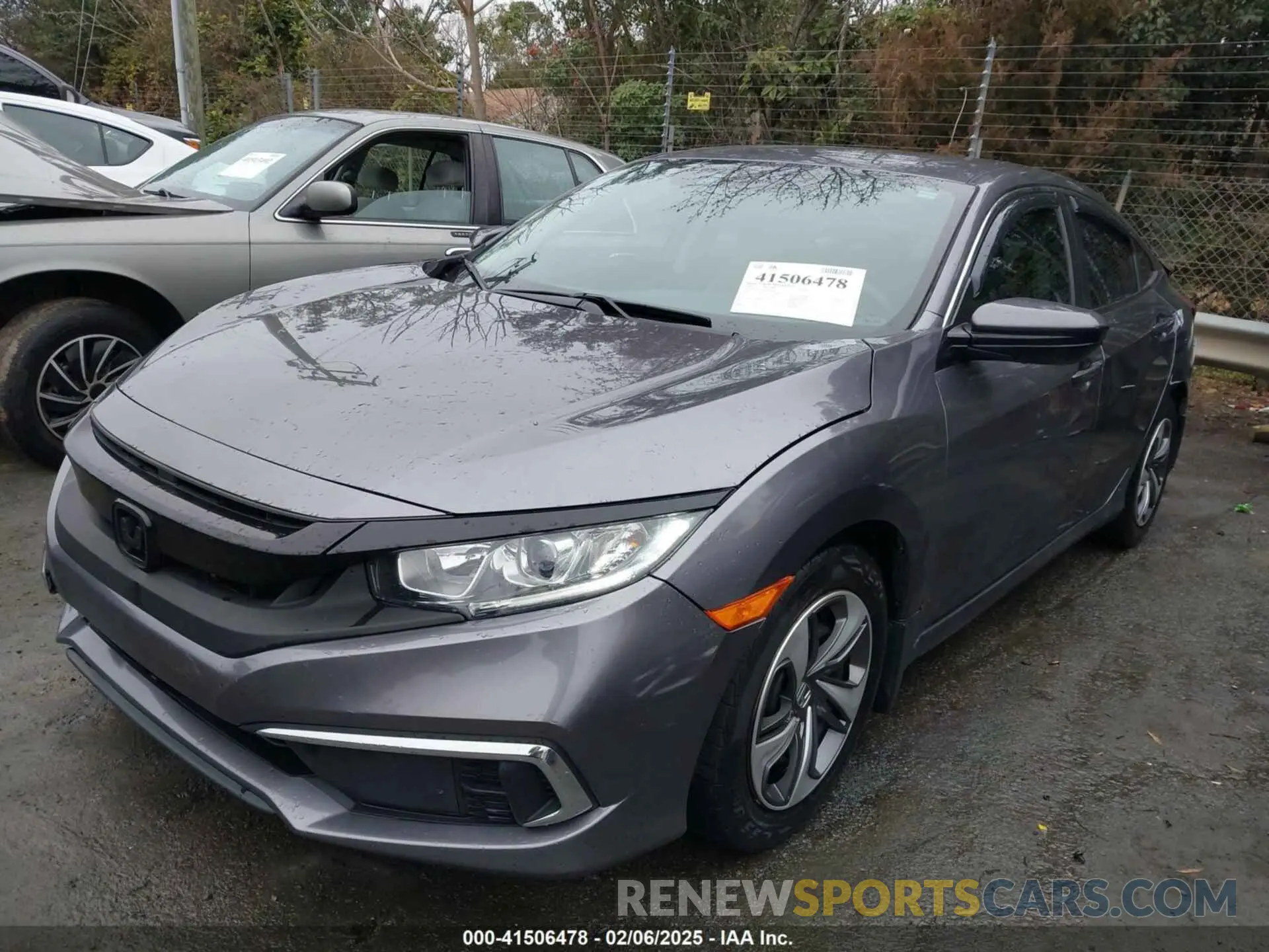 2 Photograph of a damaged car 19XFC2F60KE027475 HONDA CIVIC 2019