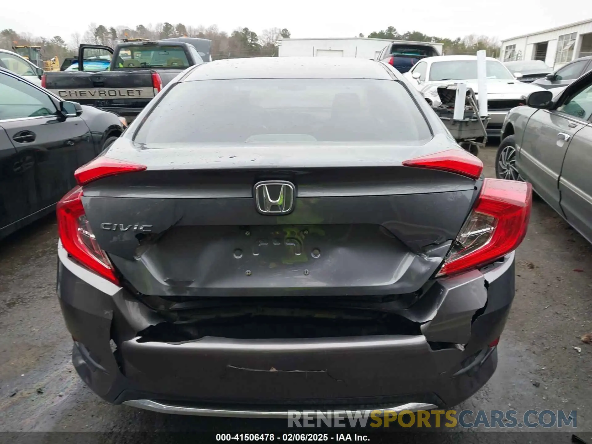 6 Photograph of a damaged car 19XFC2F60KE027475 HONDA CIVIC 2019