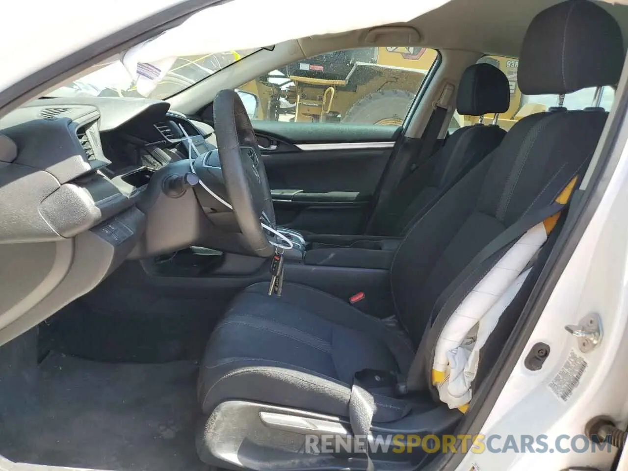 7 Photograph of a damaged car 19XFC2F60KE027623 HONDA CIVIC 2019