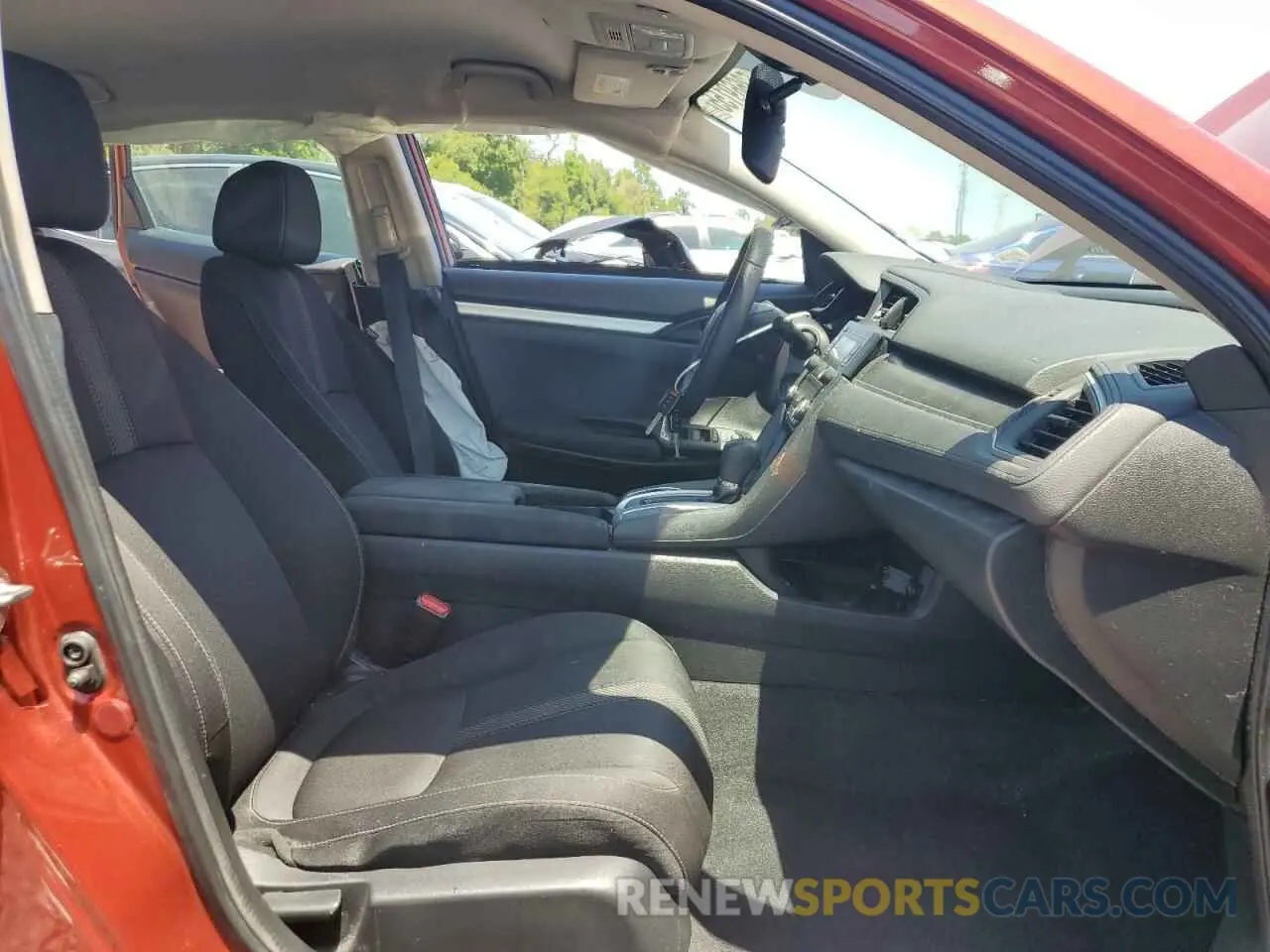 7 Photograph of a damaged car 19XFC2F60KE040100 HONDA CIVIC 2019