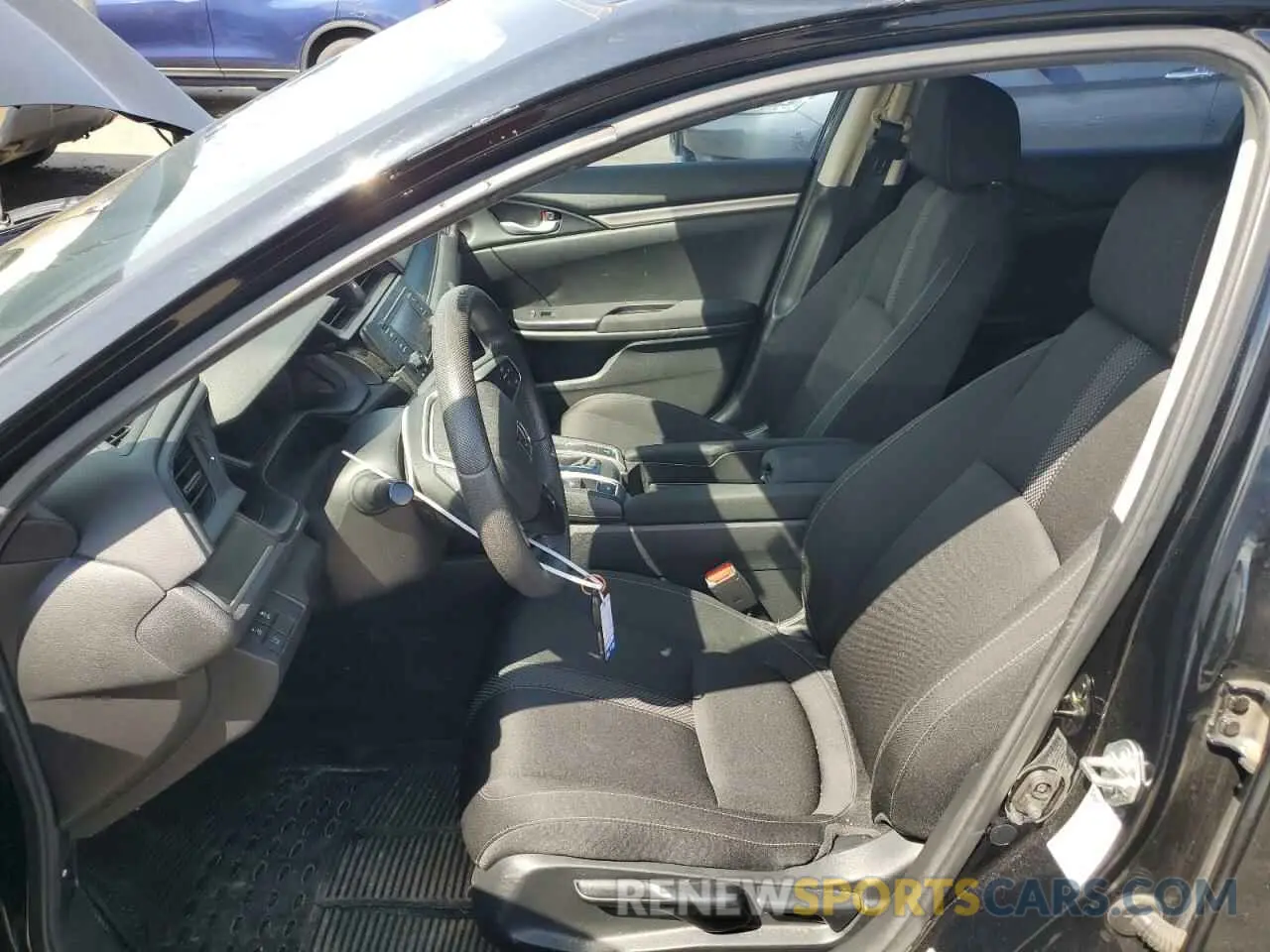 7 Photograph of a damaged car 19XFC2F60KE043711 HONDA CIVIC 2019