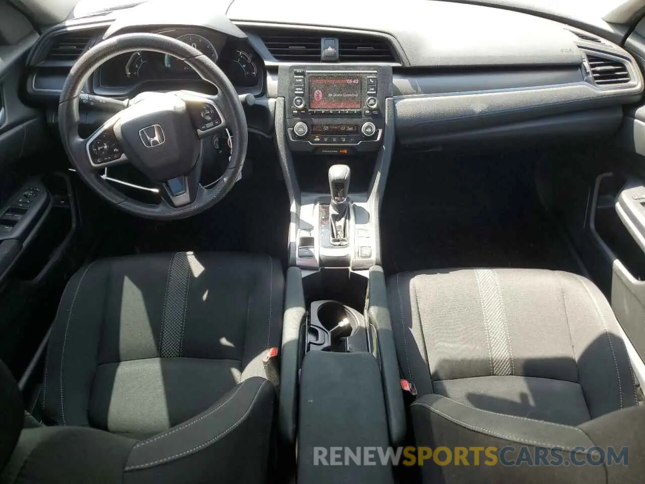 8 Photograph of a damaged car 19XFC2F60KE043711 HONDA CIVIC 2019