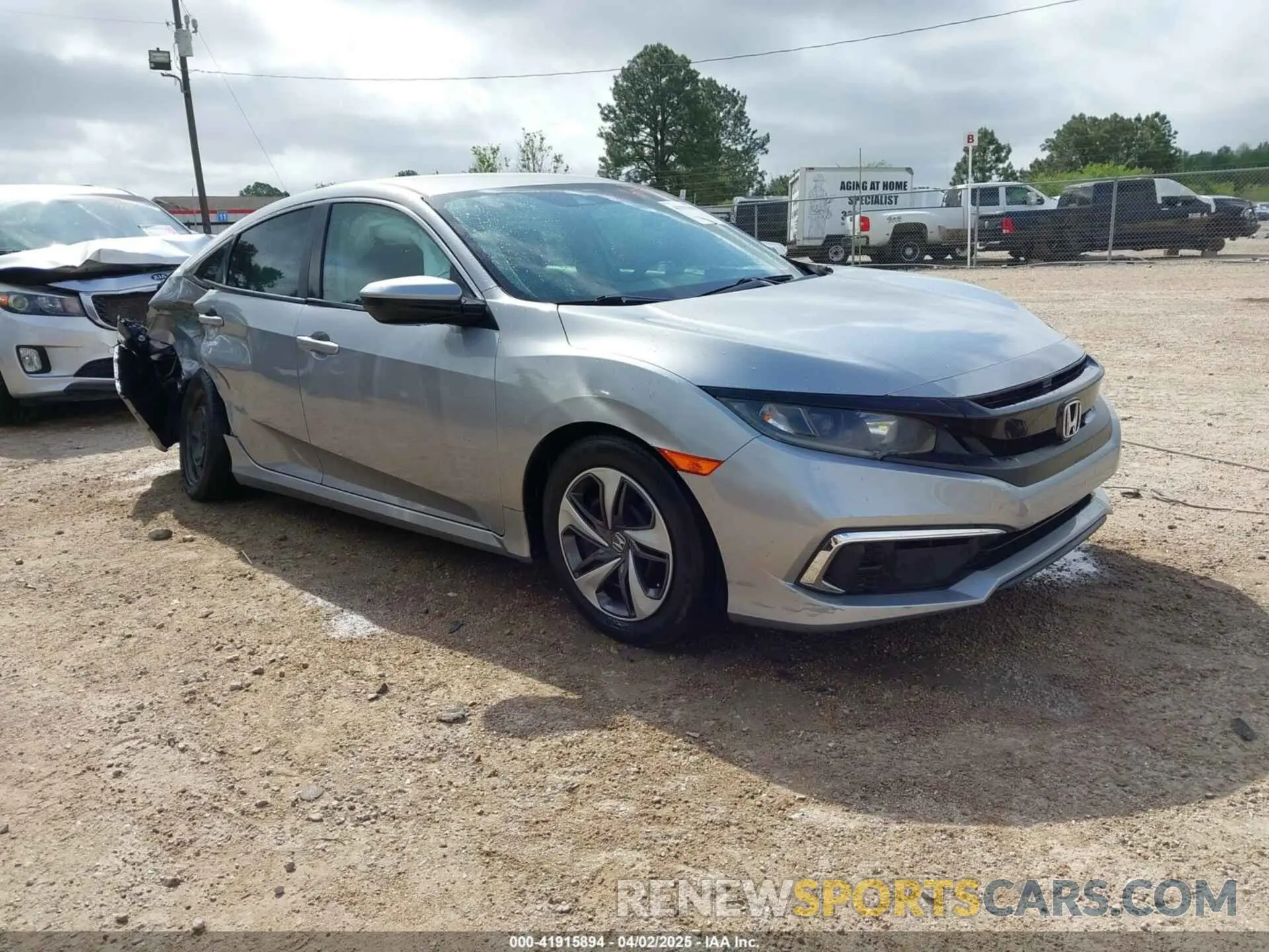 1 Photograph of a damaged car 19XFC2F60KE043806 HONDA CIVIC 2019