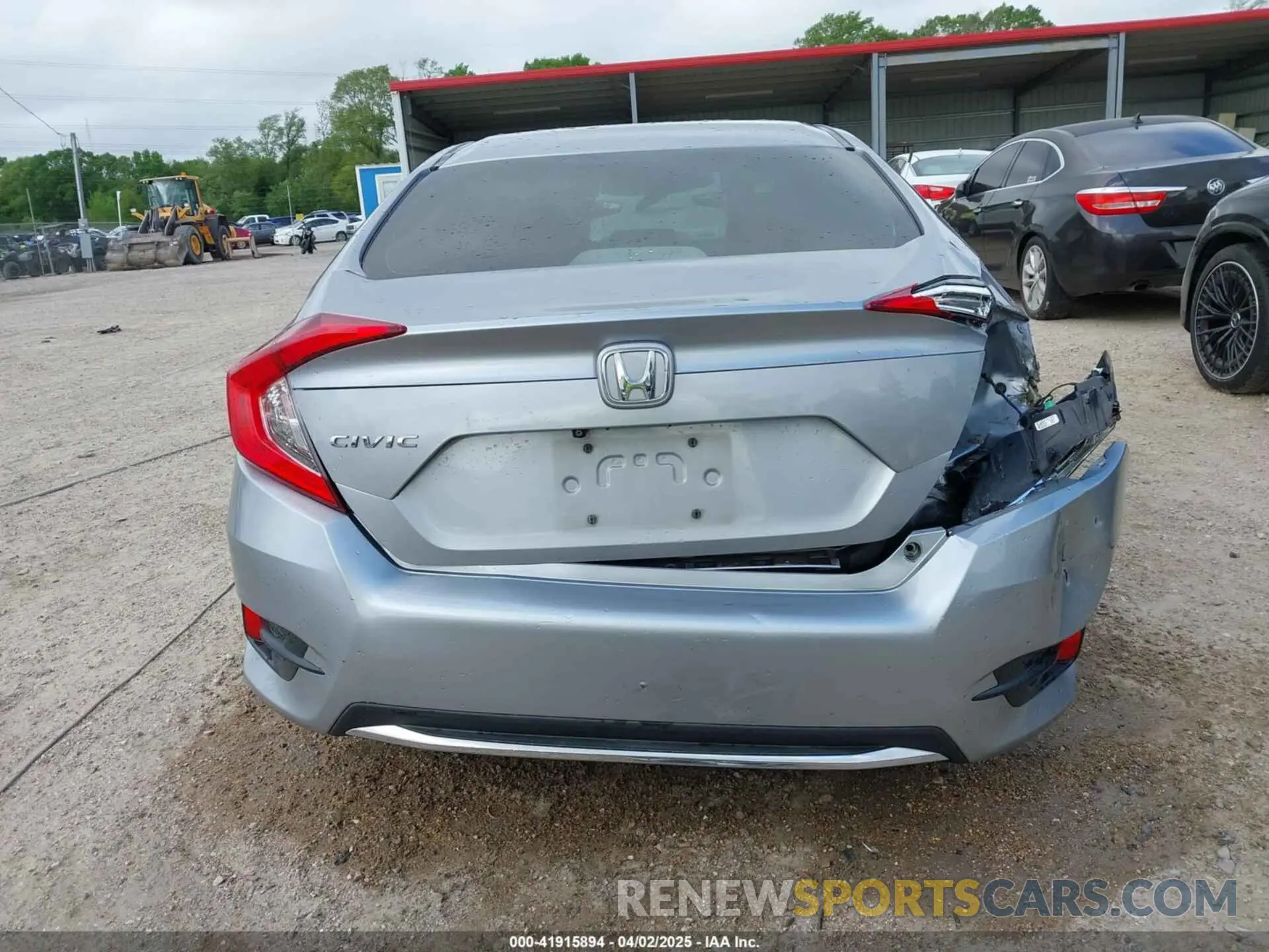 17 Photograph of a damaged car 19XFC2F60KE043806 HONDA CIVIC 2019