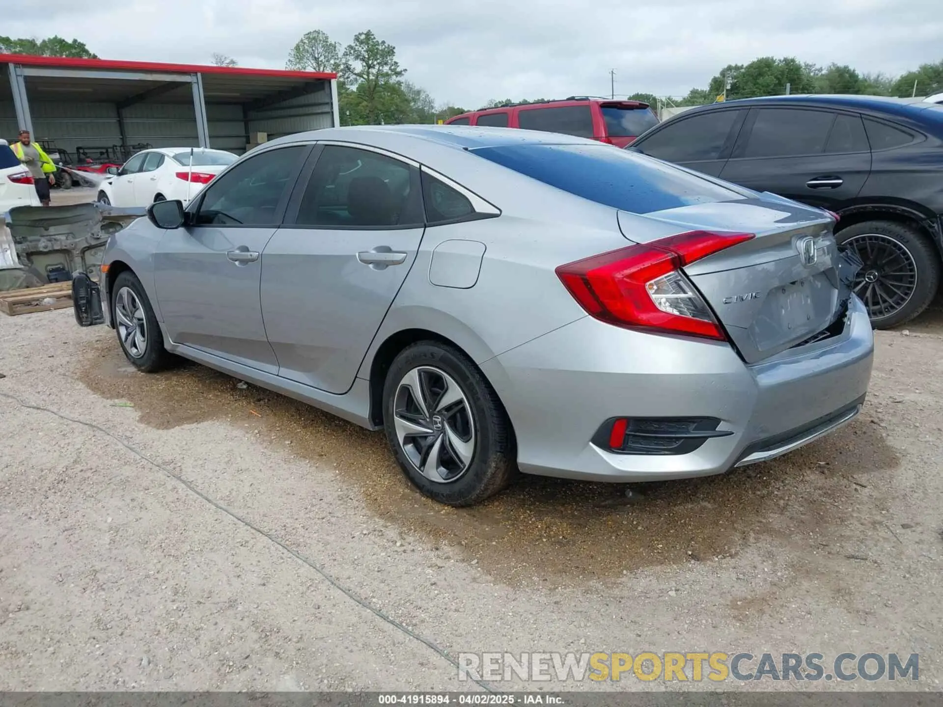 3 Photograph of a damaged car 19XFC2F60KE043806 HONDA CIVIC 2019