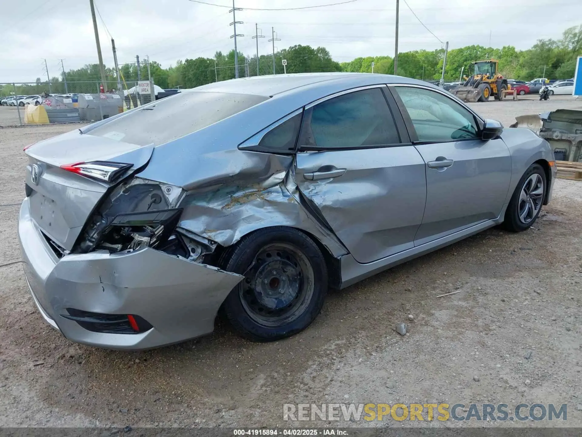 4 Photograph of a damaged car 19XFC2F60KE043806 HONDA CIVIC 2019