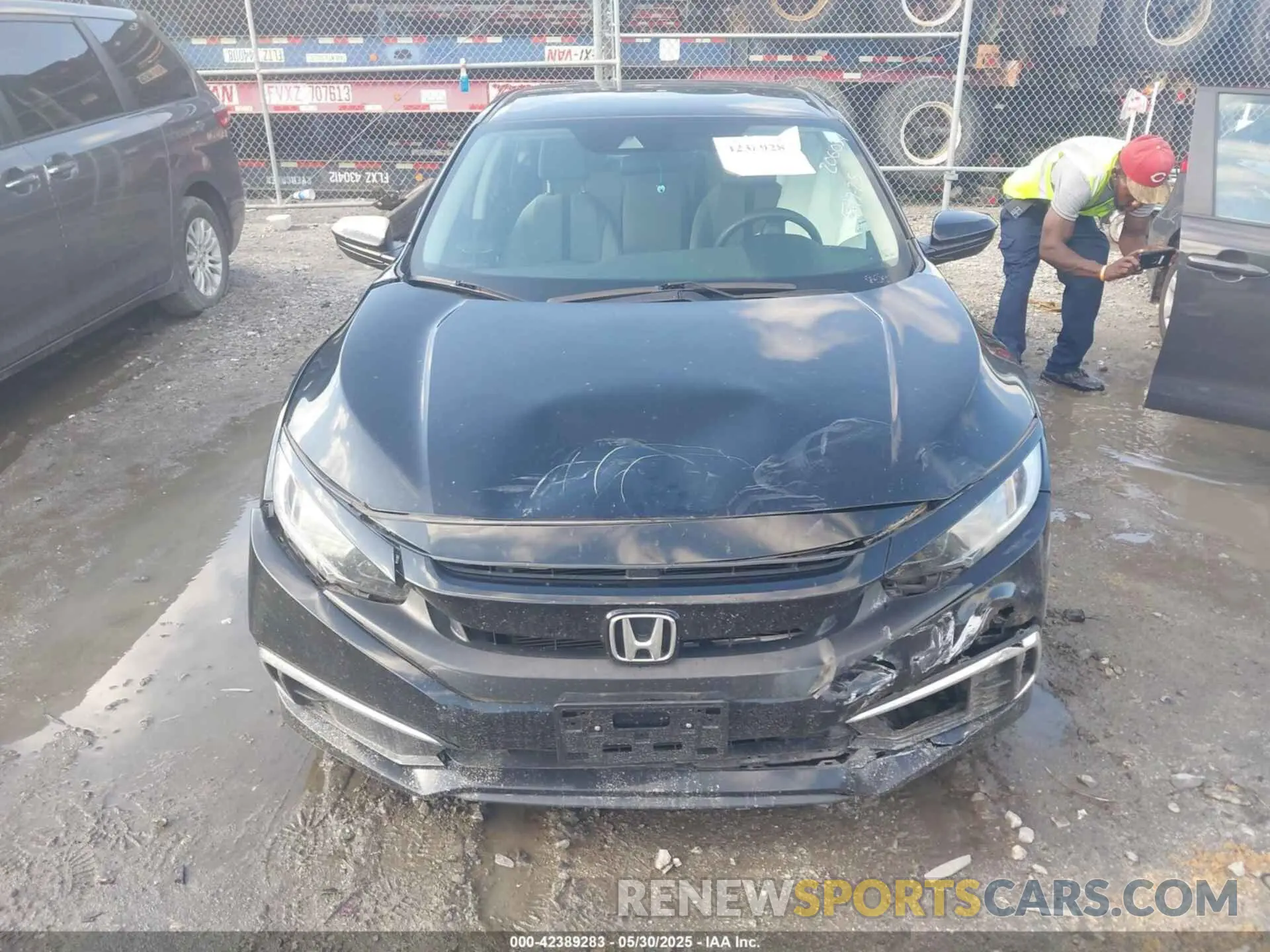 12 Photograph of a damaged car 19XFC2F60KE206034 HONDA CIVIC 2019