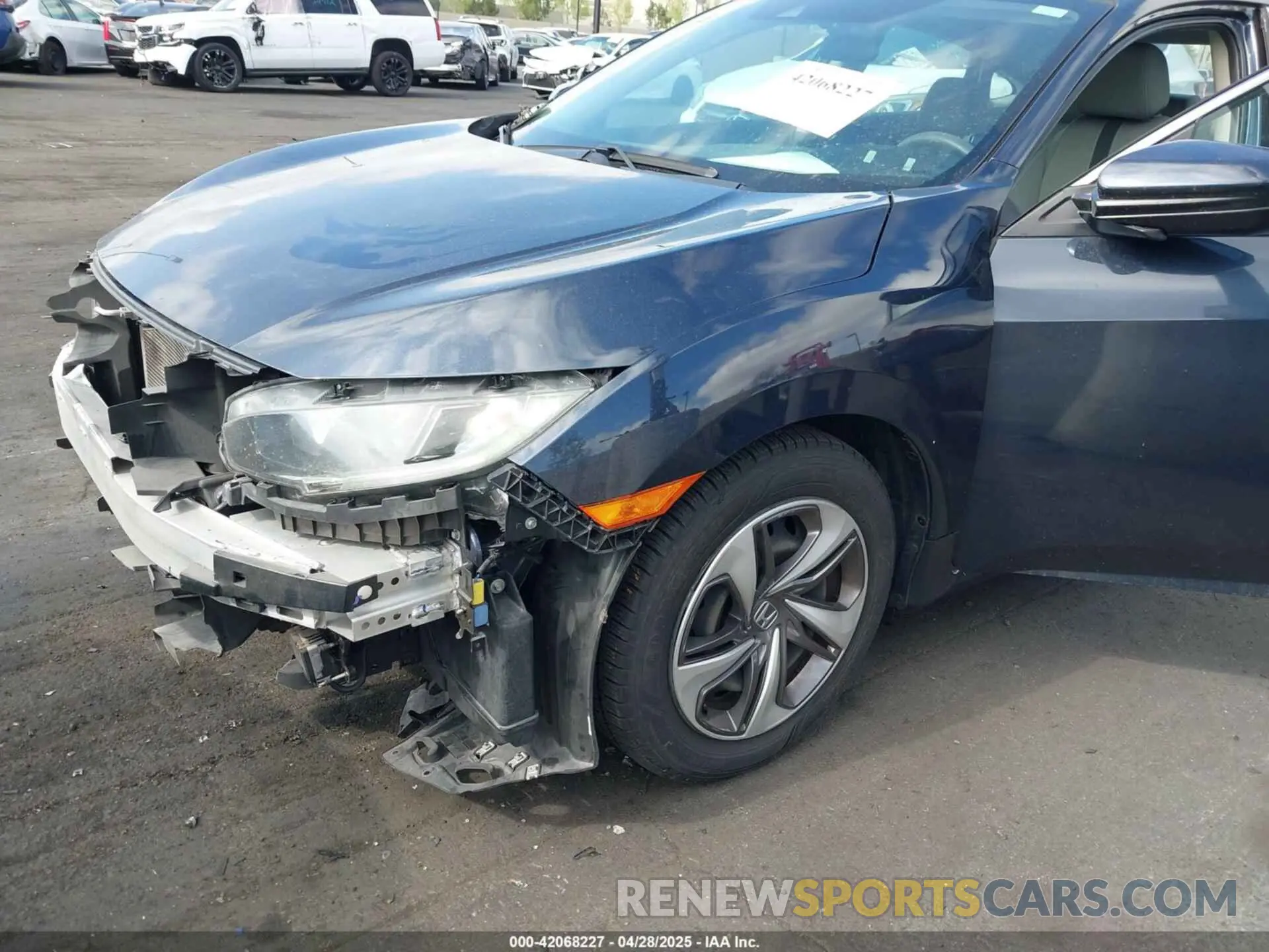 12 Photograph of a damaged car 19XFC2F60KE206499 HONDA CIVIC 2019