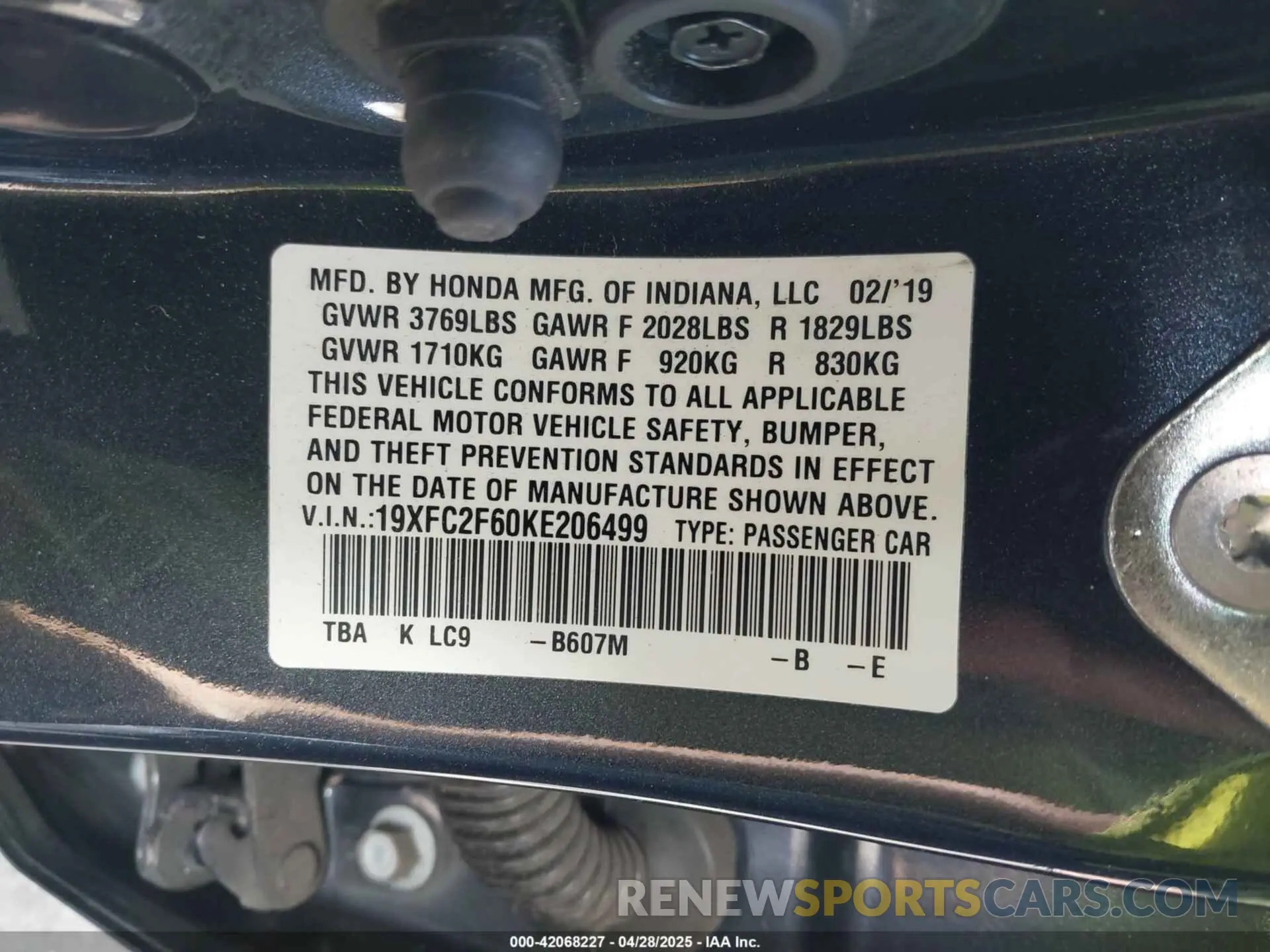 9 Photograph of a damaged car 19XFC2F60KE206499 HONDA CIVIC 2019