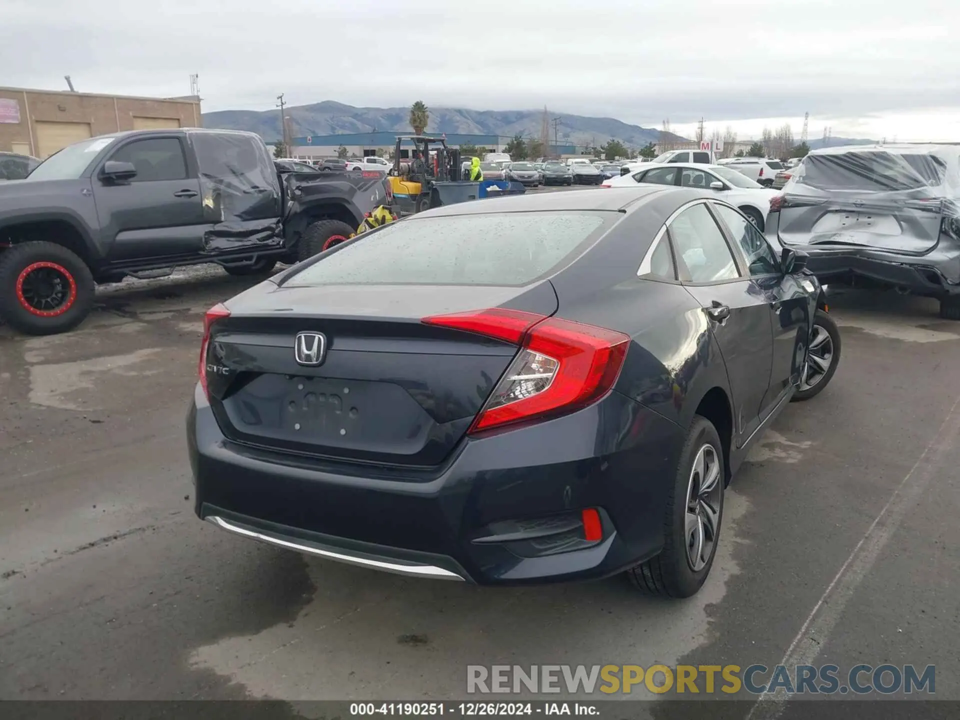 4 Photograph of a damaged car 19XFC2F60KE207023 HONDA CIVIC 2019