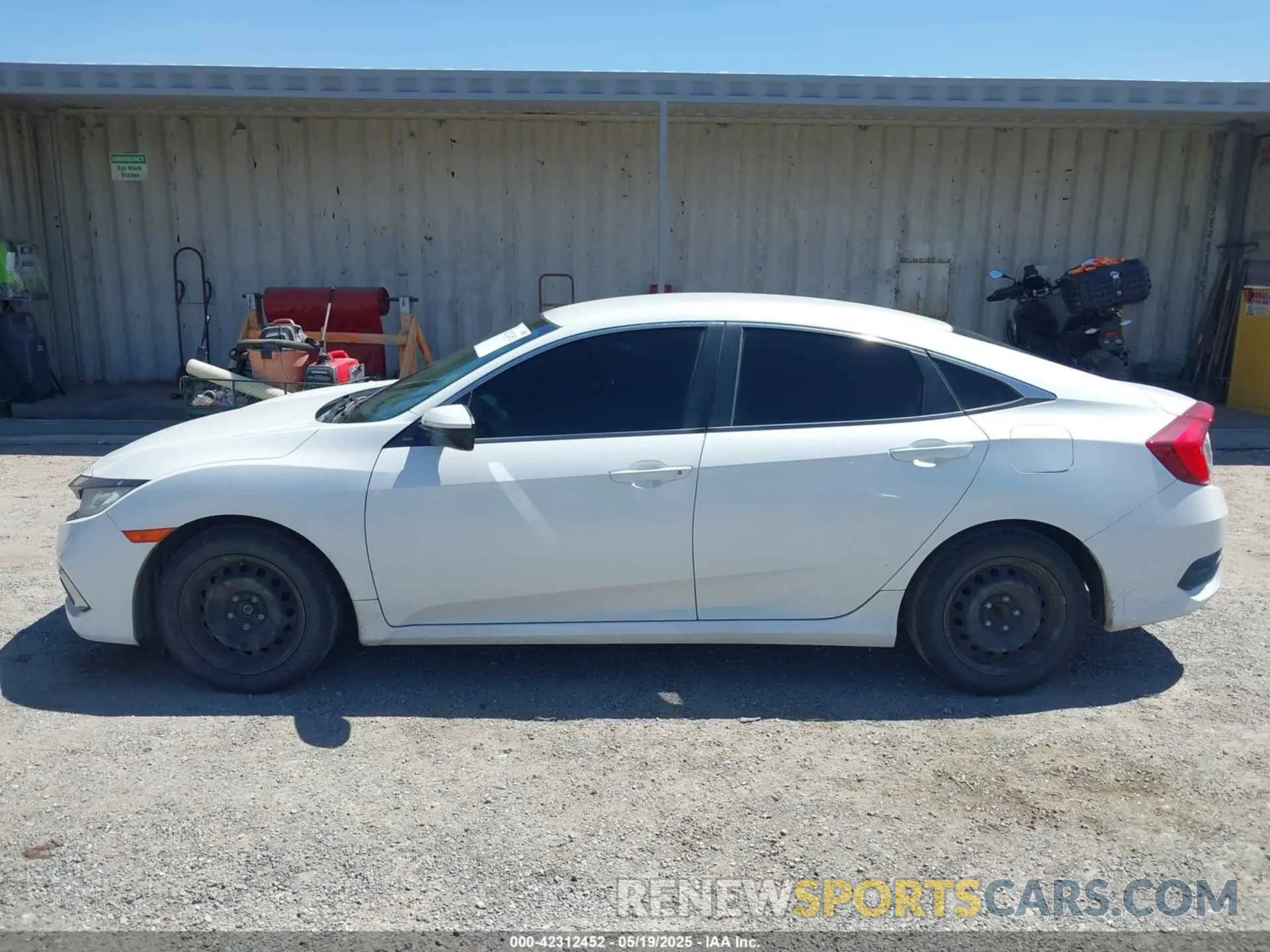 14 Photograph of a damaged car 19XFC2F60KE208043 HONDA CIVIC 2019