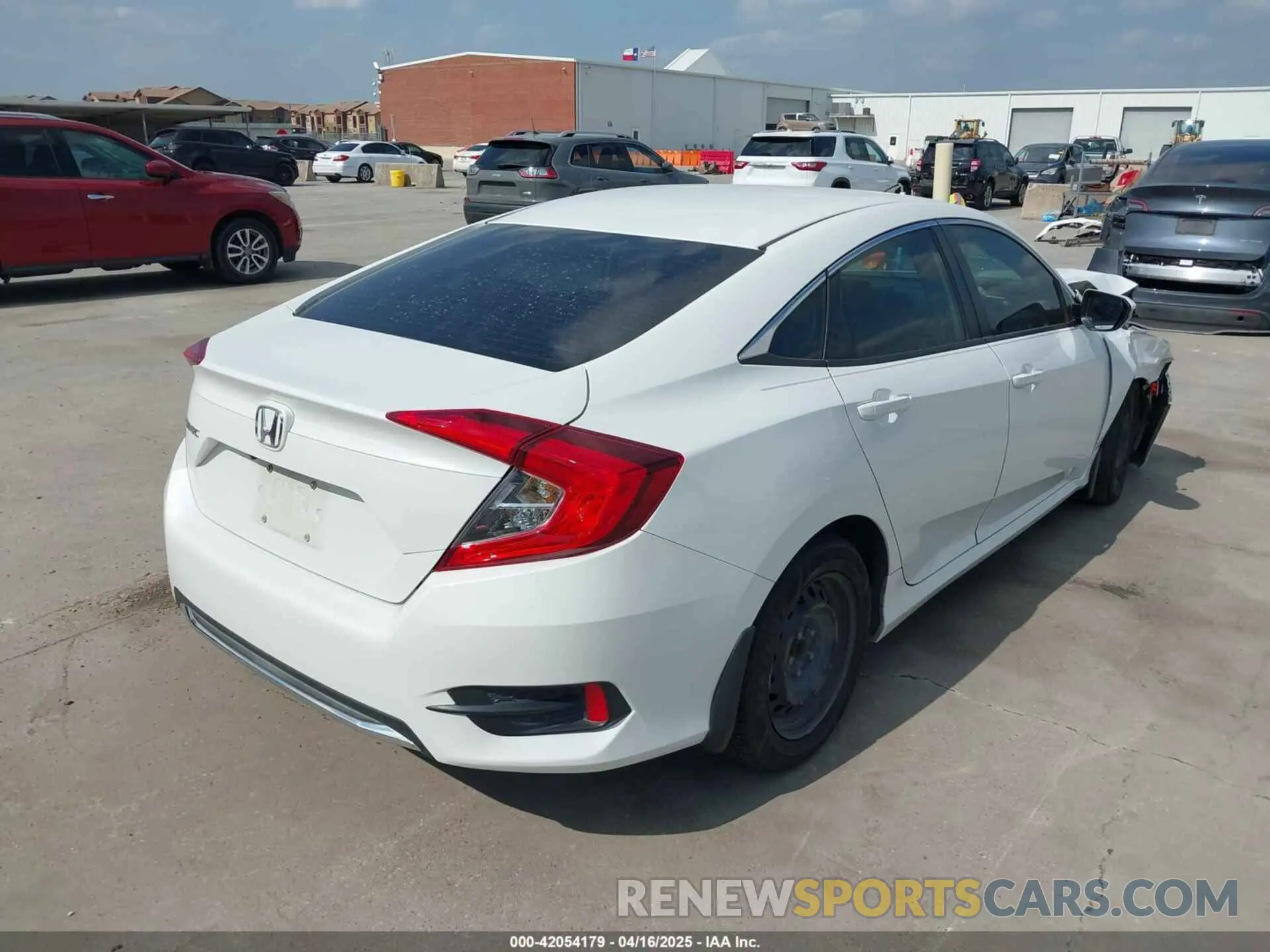4 Photograph of a damaged car 19XFC2F61KE006635 HONDA CIVIC 2019