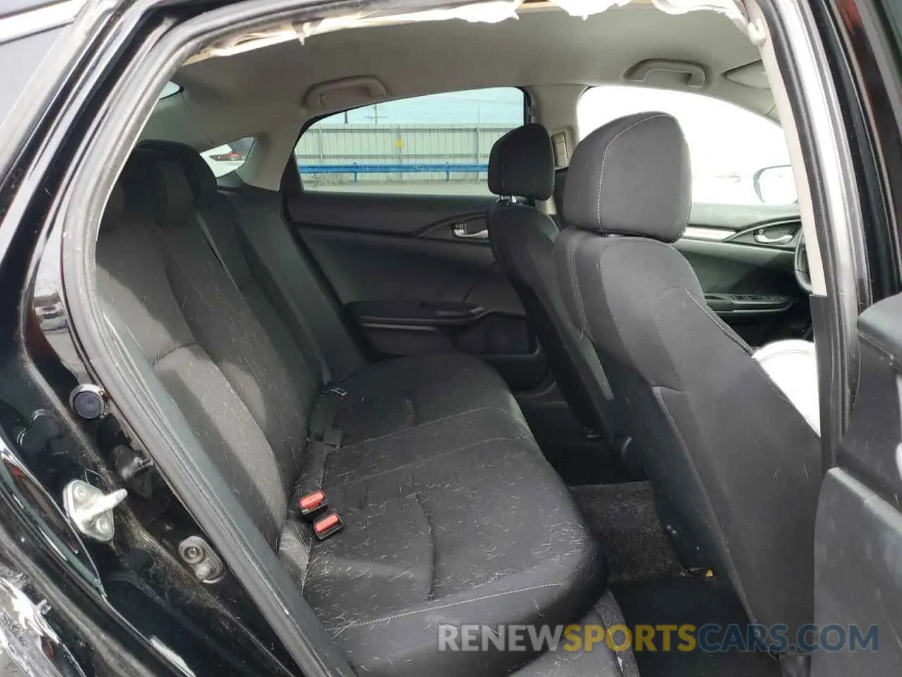 12 Photograph of a damaged car 19XFC2F61KE009602 HONDA CIVIC 2019