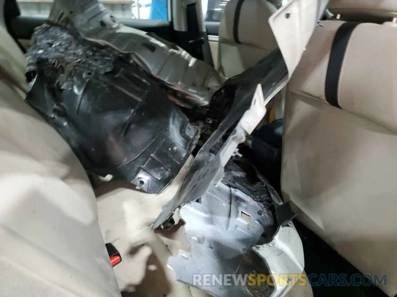 12 Photograph of a damaged car 19XFC2F61KE012371 HONDA CIVIC 2019