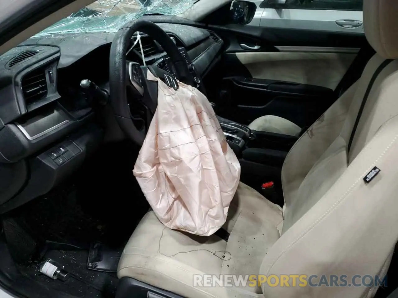 7 Photograph of a damaged car 19XFC2F61KE012371 HONDA CIVIC 2019