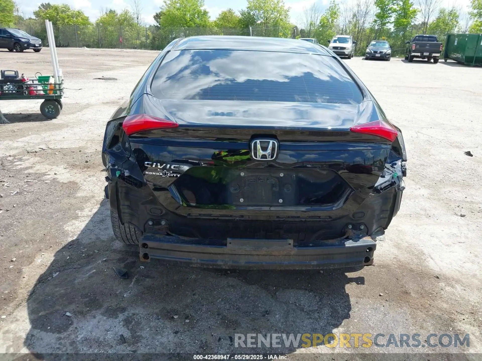 6 Photograph of a damaged car 19XFC2F61KE017134 HONDA CIVIC 2019