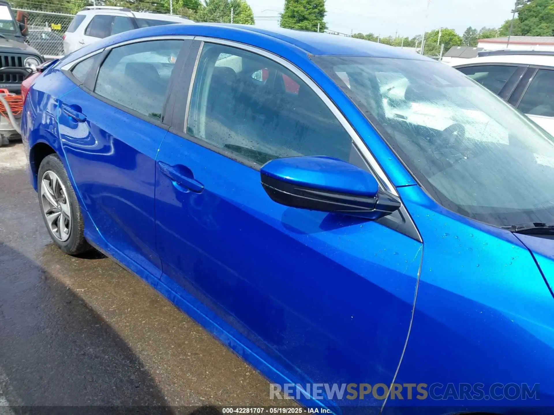 14 Photograph of a damaged car 19XFC2F61KE023483 HONDA CIVIC 2019