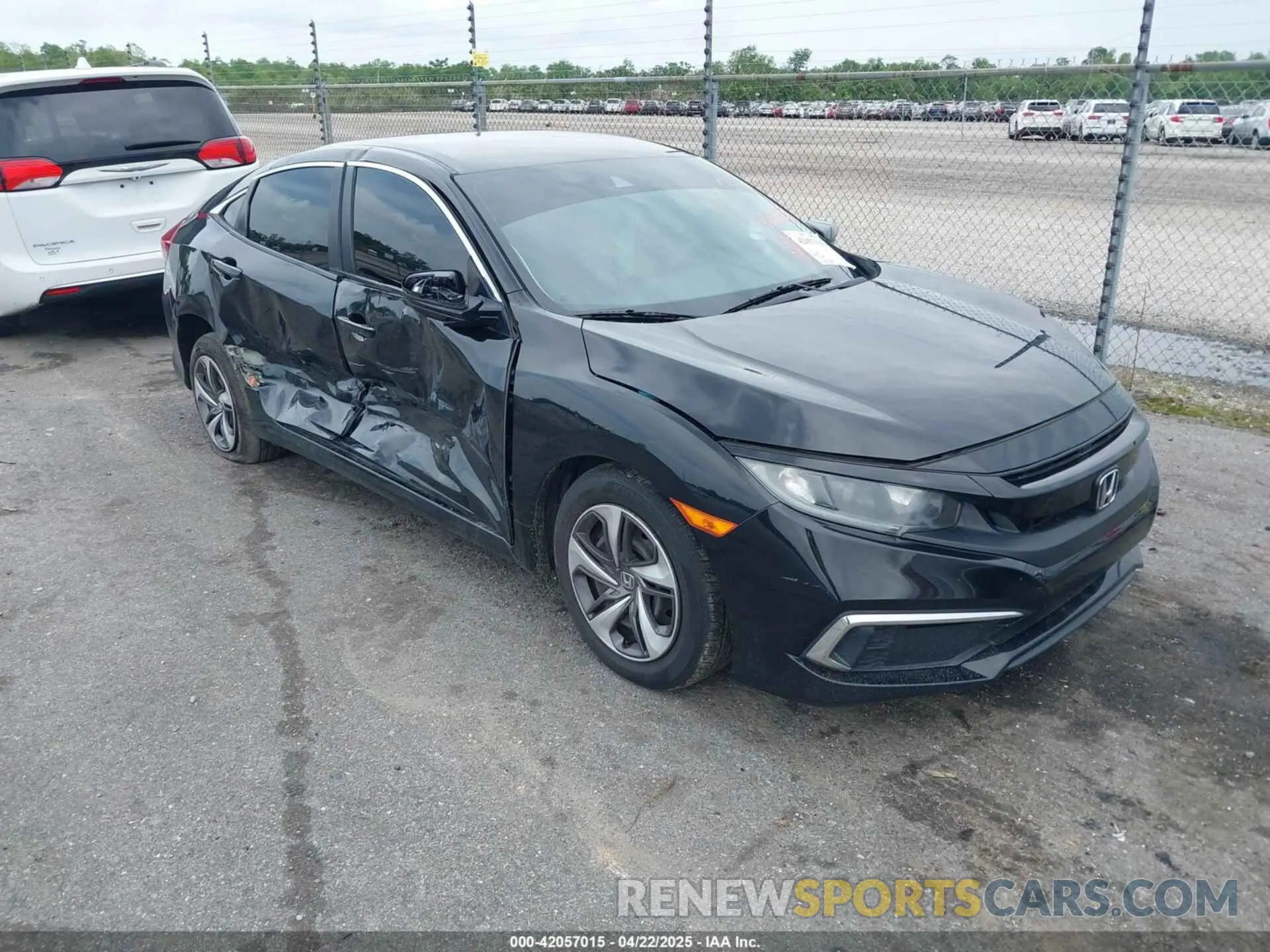 1 Photograph of a damaged car 19XFC2F61KE049212 HONDA CIVIC 2019