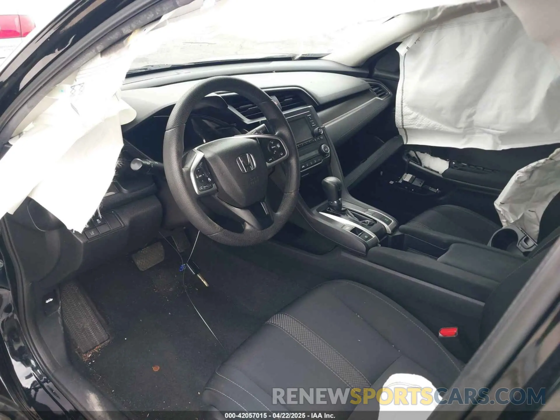 5 Photograph of a damaged car 19XFC2F61KE049212 HONDA CIVIC 2019