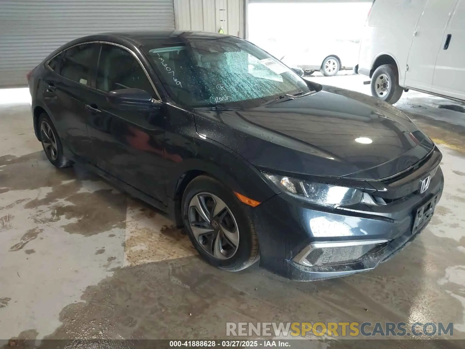 1 Photograph of a damaged car 19XFC2F61KE050358 HONDA CIVIC 2019