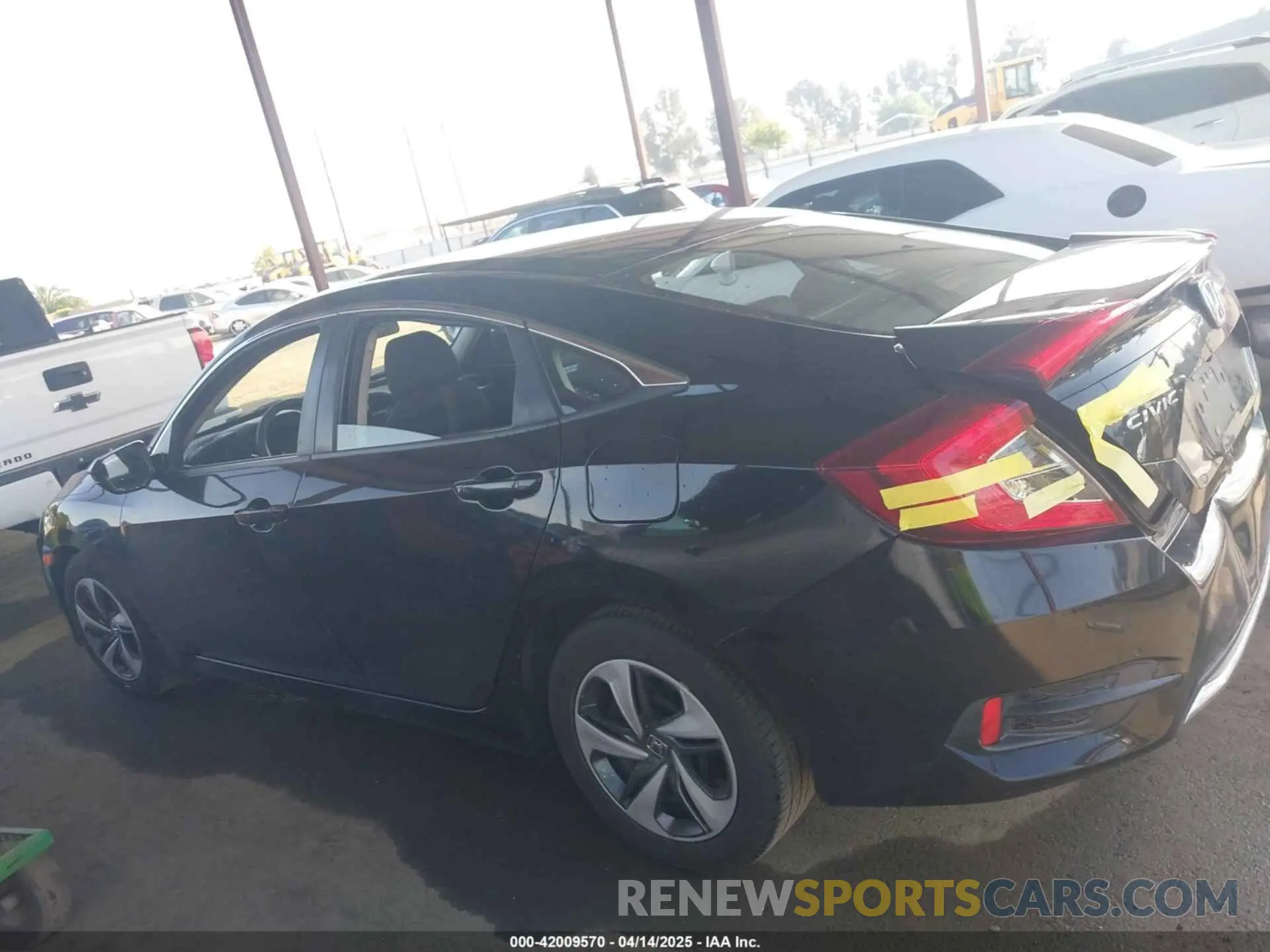 14 Photograph of a damaged car 19XFC2F61KE200629 HONDA CIVIC 2019