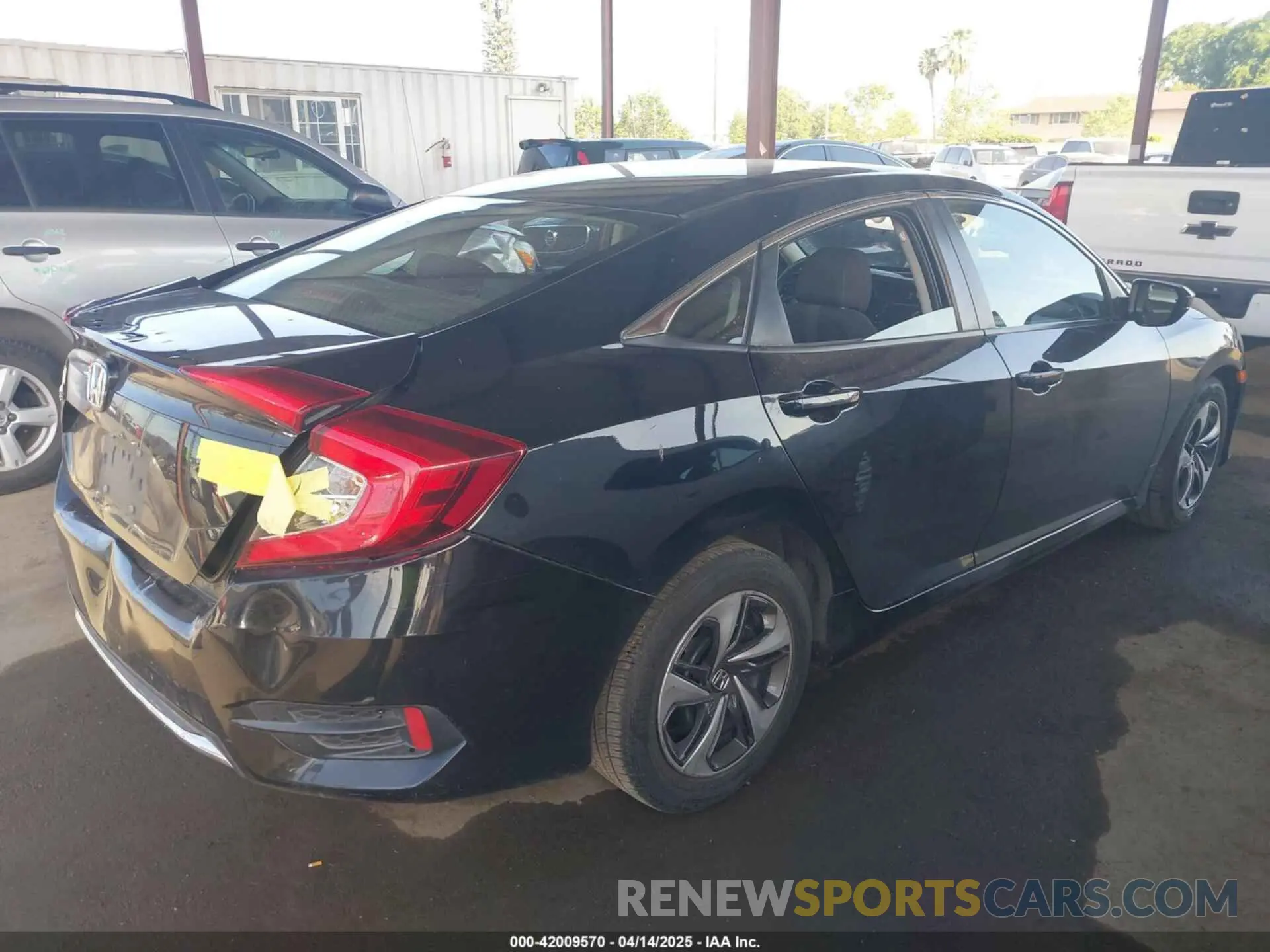 4 Photograph of a damaged car 19XFC2F61KE200629 HONDA CIVIC 2019
