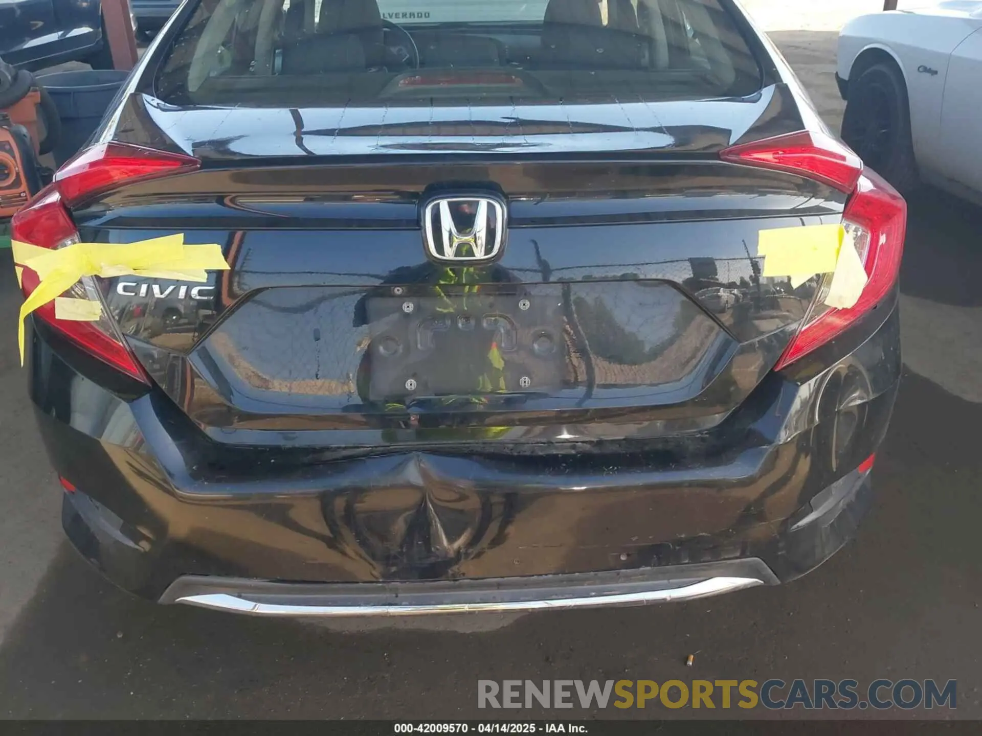 6 Photograph of a damaged car 19XFC2F61KE200629 HONDA CIVIC 2019