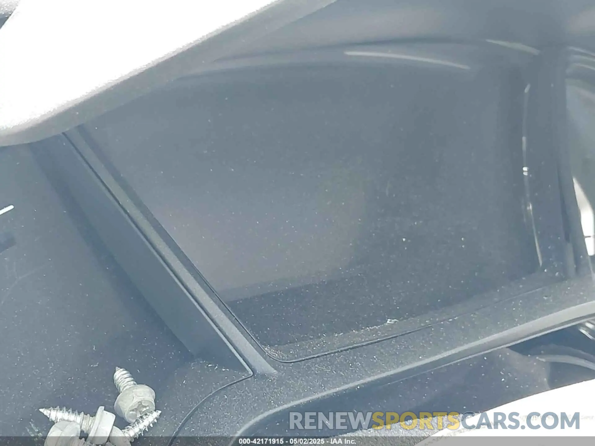 14 Photograph of a damaged car 19XFC2F61KE207080 HONDA CIVIC 2019