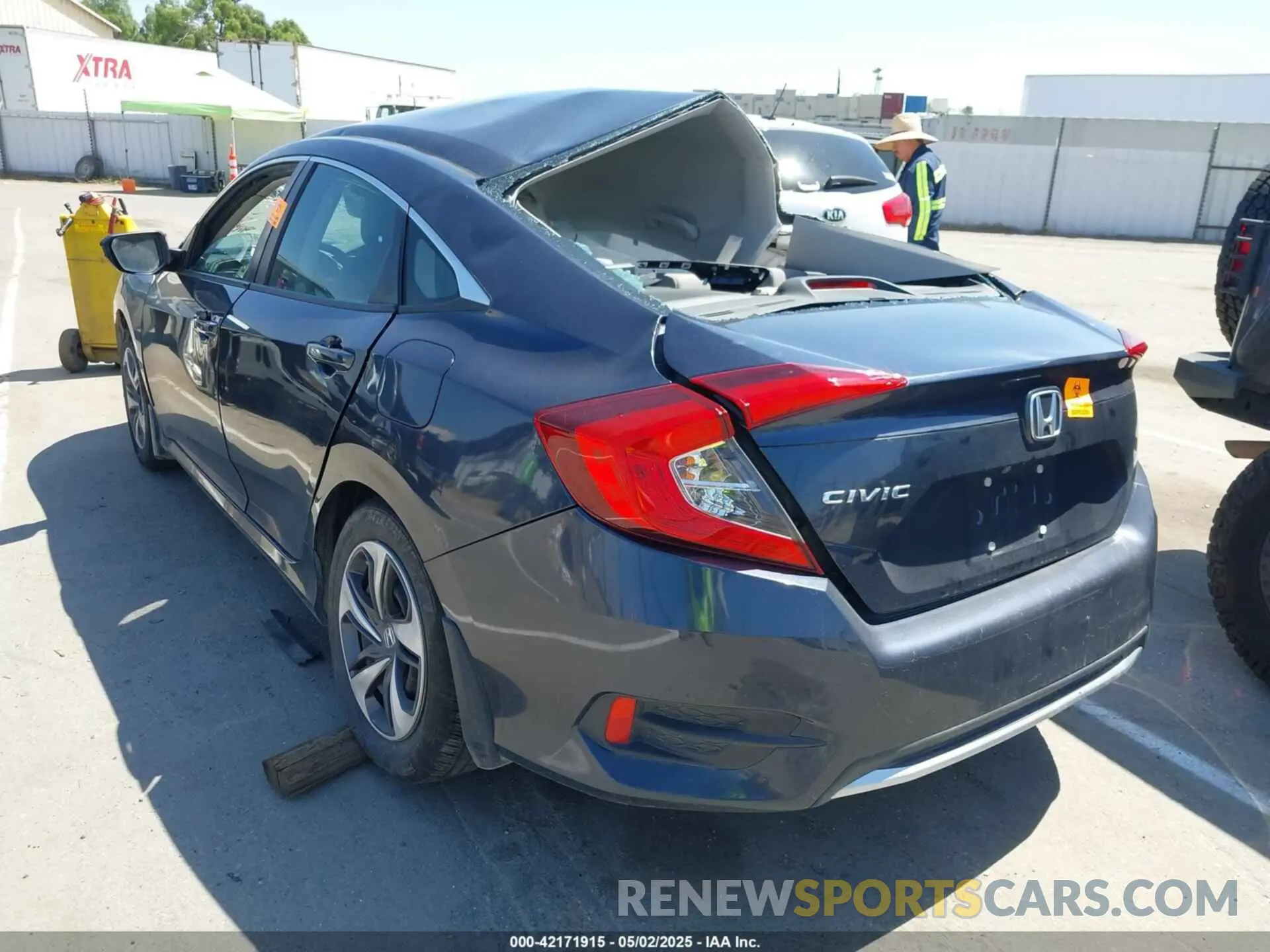 3 Photograph of a damaged car 19XFC2F61KE207080 HONDA CIVIC 2019