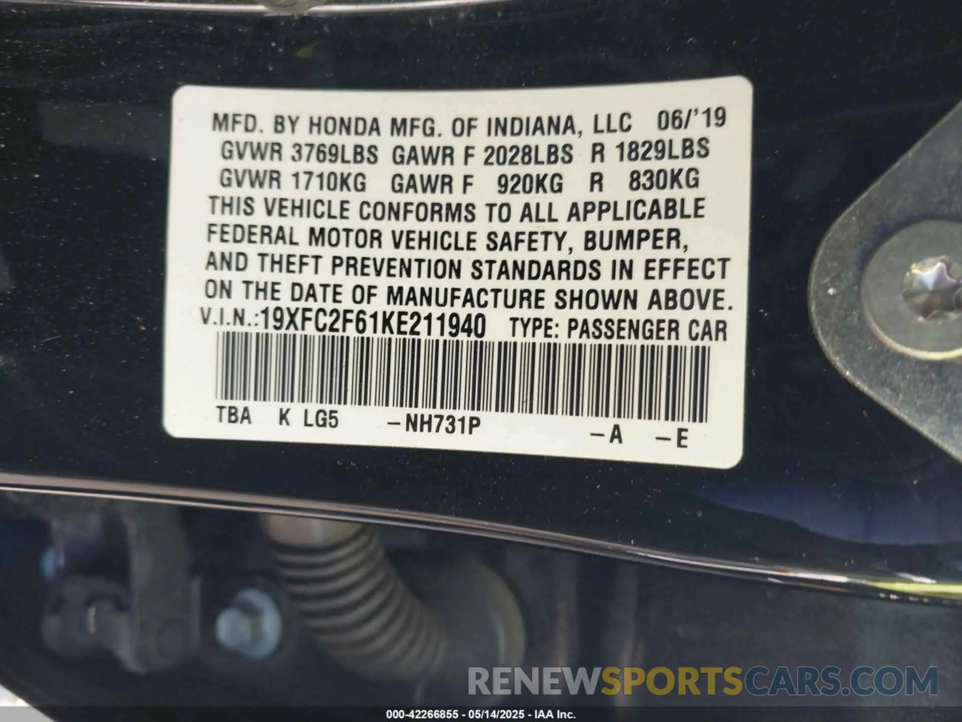 9 Photograph of a damaged car 19XFC2F61KE211940 HONDA CIVIC 2019