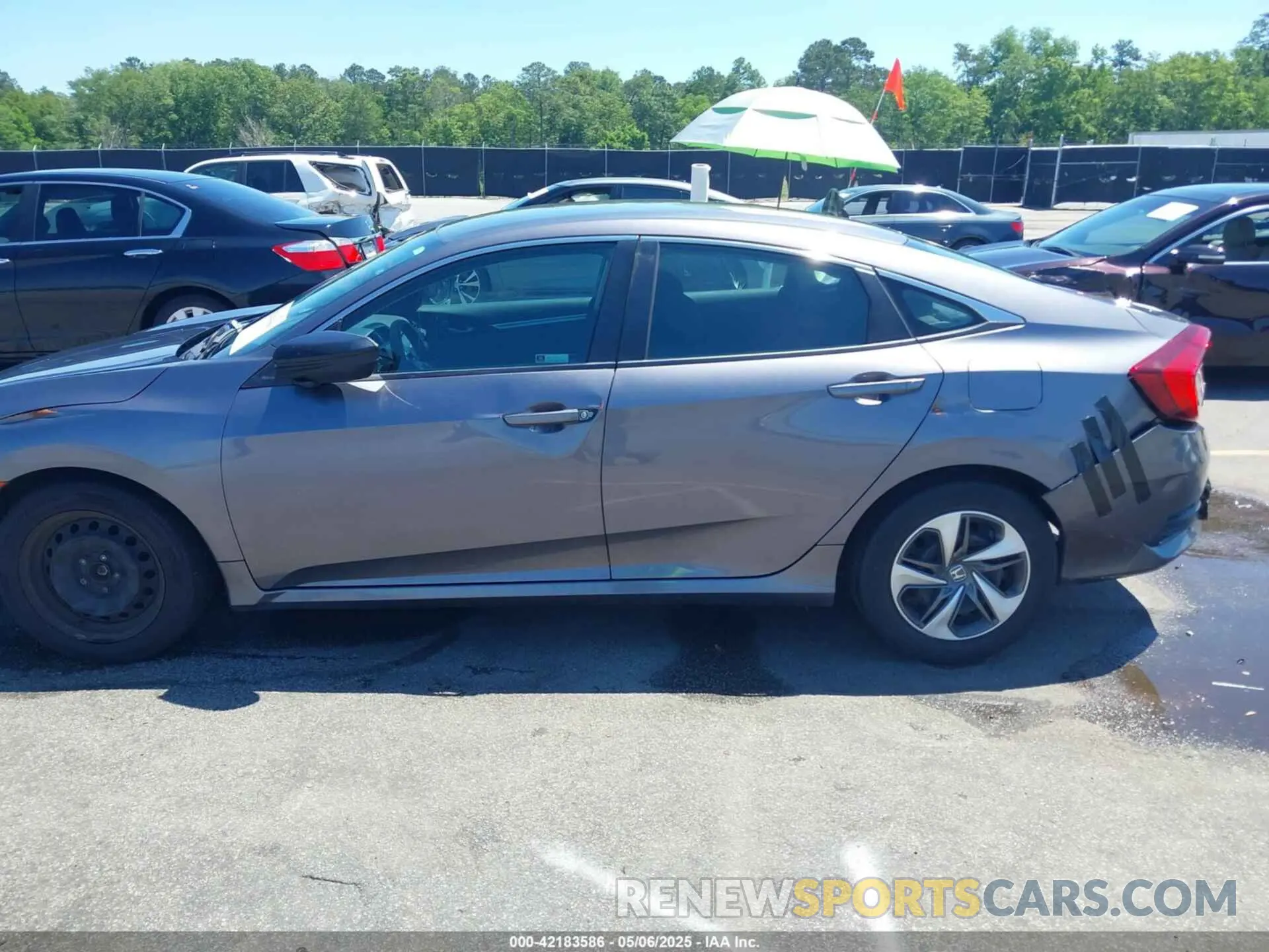 14 Photograph of a damaged car 19XFC2F62KE010340 HONDA CIVIC 2019