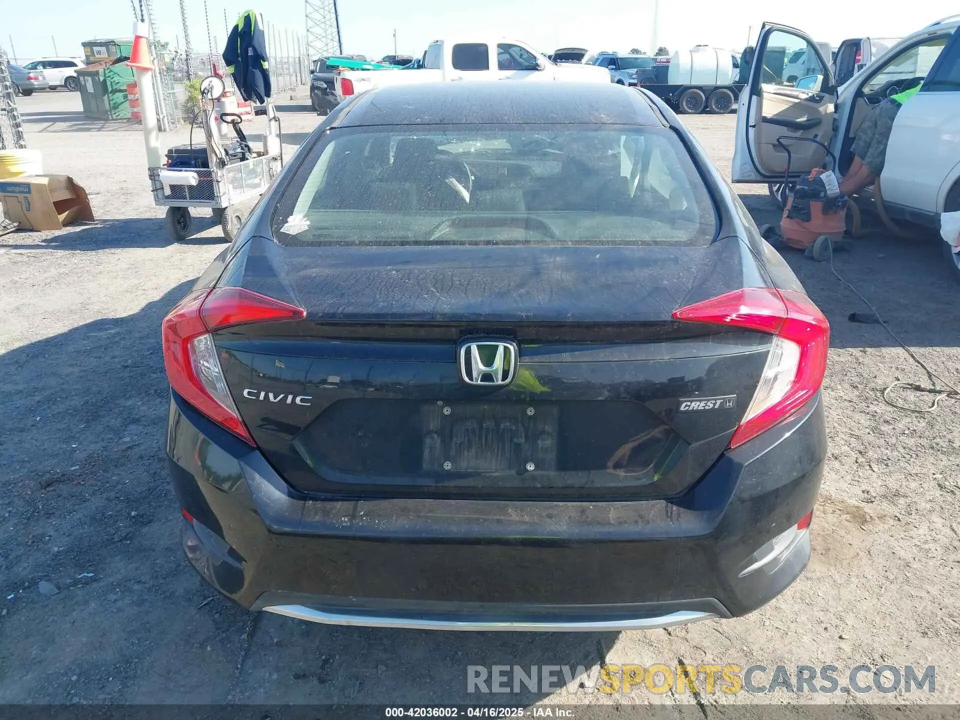 17 Photograph of a damaged car 19XFC2F62KE018924 HONDA CIVIC 2019