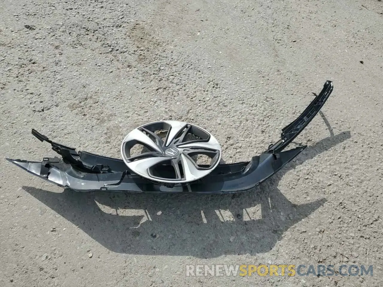 12 Photograph of a damaged car 19XFC2F62KE020866 HONDA CIVIC 2019