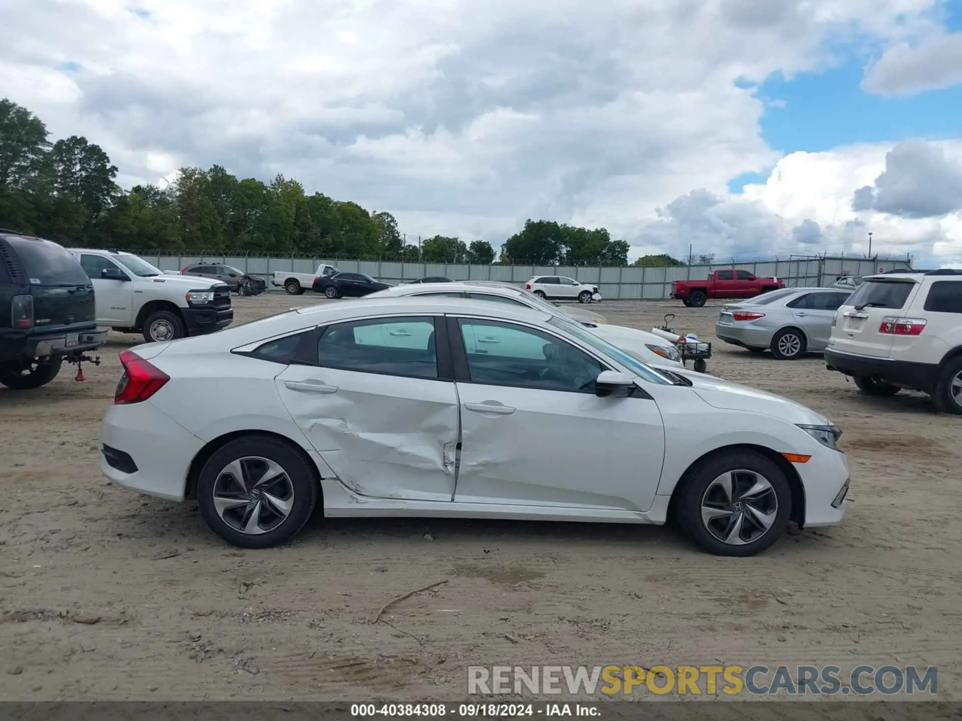 13 Photograph of a damaged car 19XFC2F62KE022570 HONDA CIVIC 2019