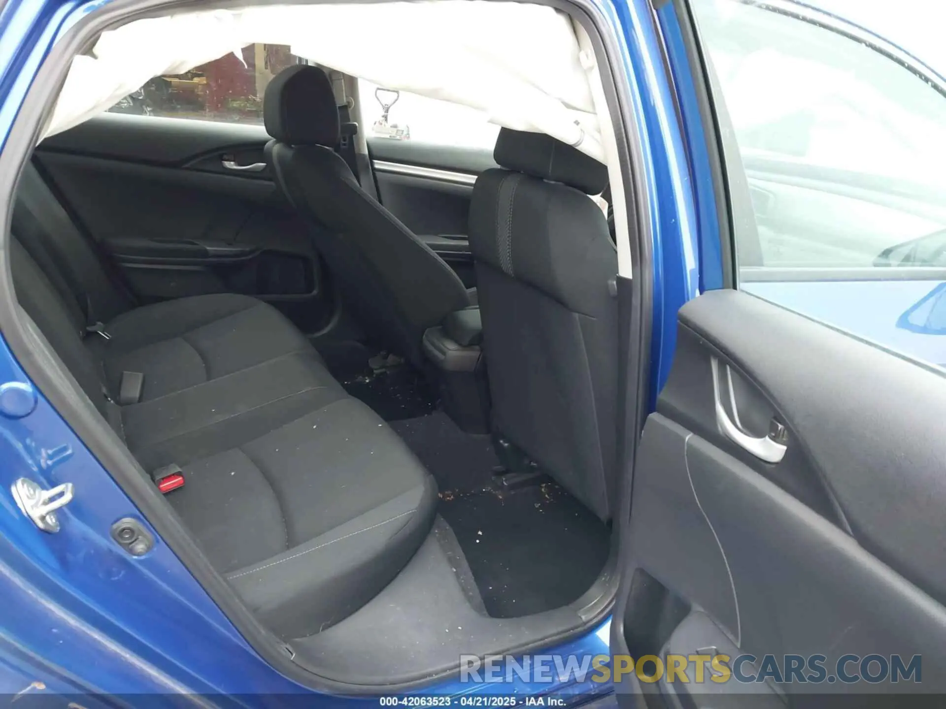 8 Photograph of a damaged car 19XFC2F62KE028935 HONDA CIVIC 2019
