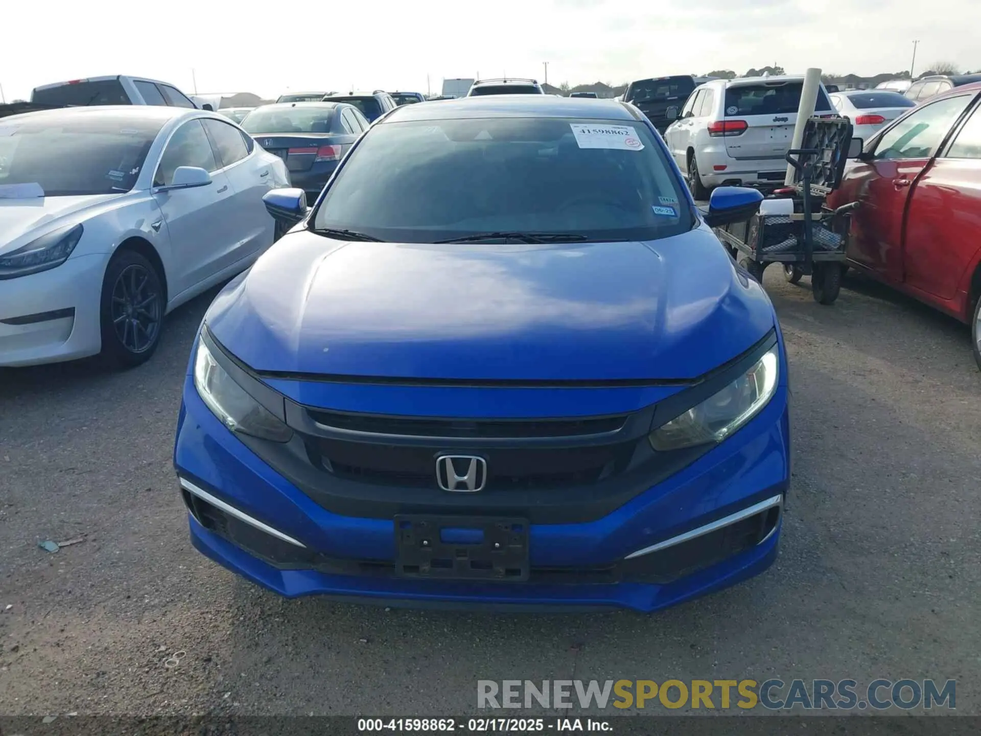 12 Photograph of a damaged car 19XFC2F62KE035111 HONDA CIVIC 2019