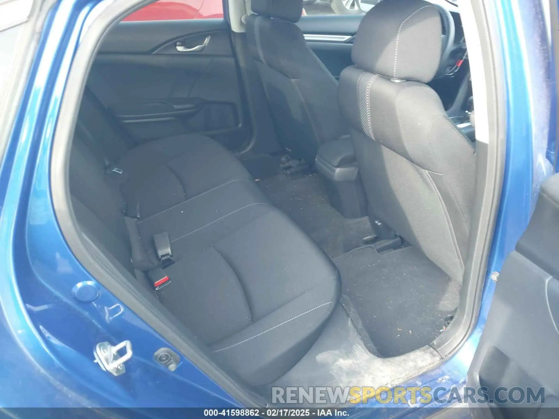 8 Photograph of a damaged car 19XFC2F62KE035111 HONDA CIVIC 2019