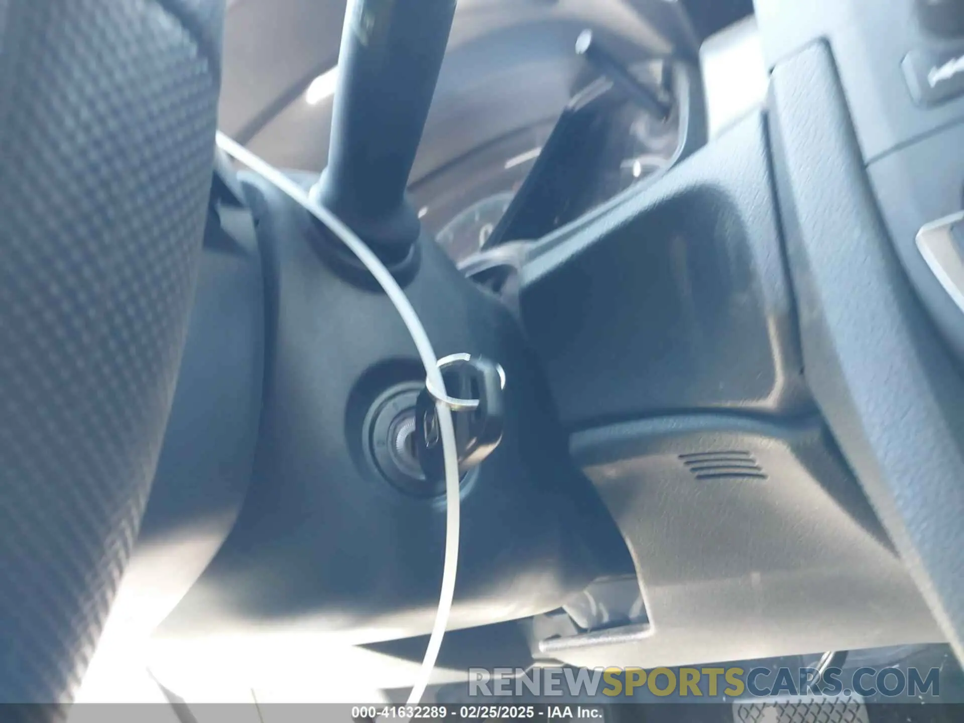 11 Photograph of a damaged car 19XFC2F62KE035433 HONDA CIVIC 2019