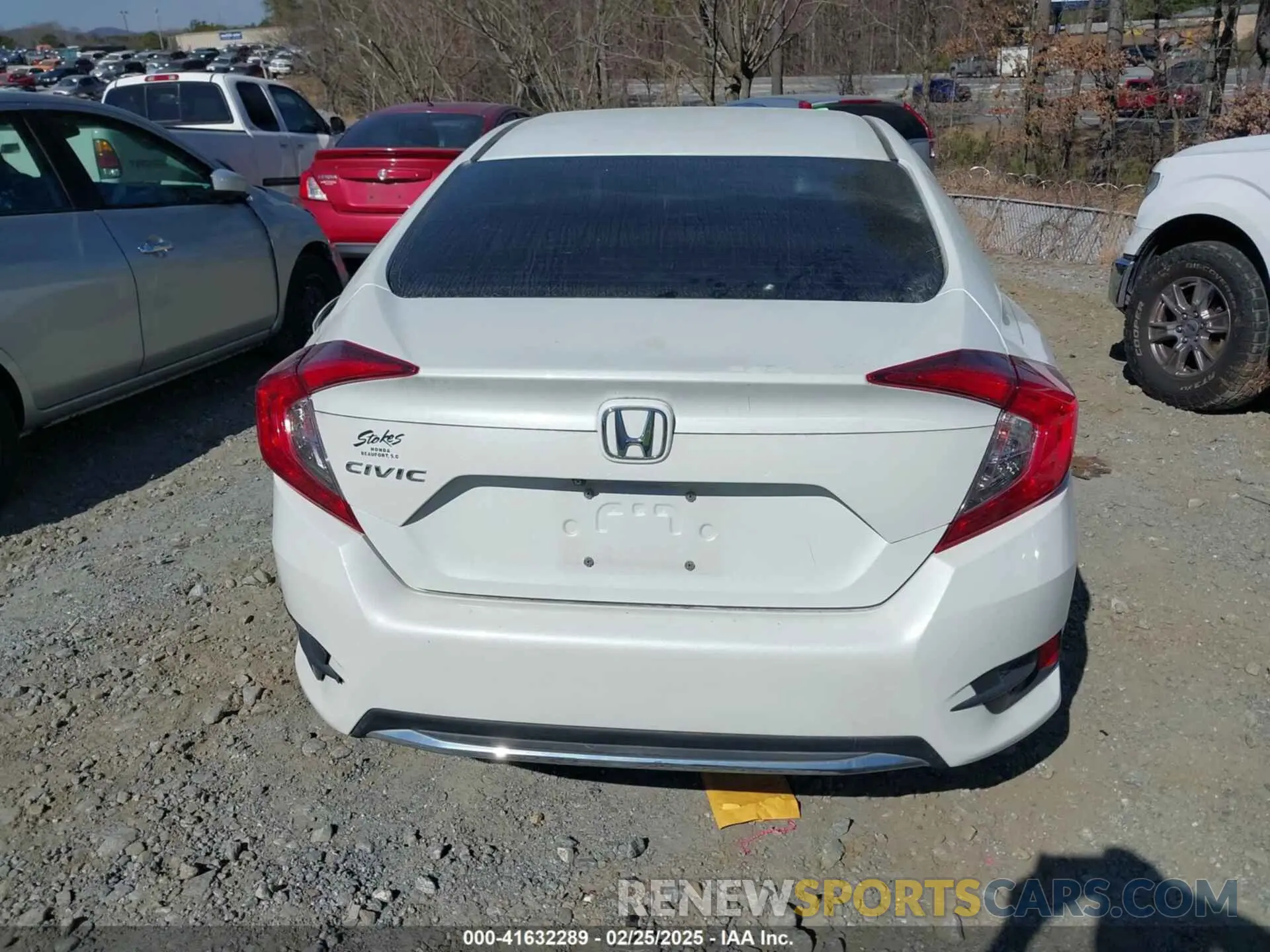 16 Photograph of a damaged car 19XFC2F62KE035433 HONDA CIVIC 2019