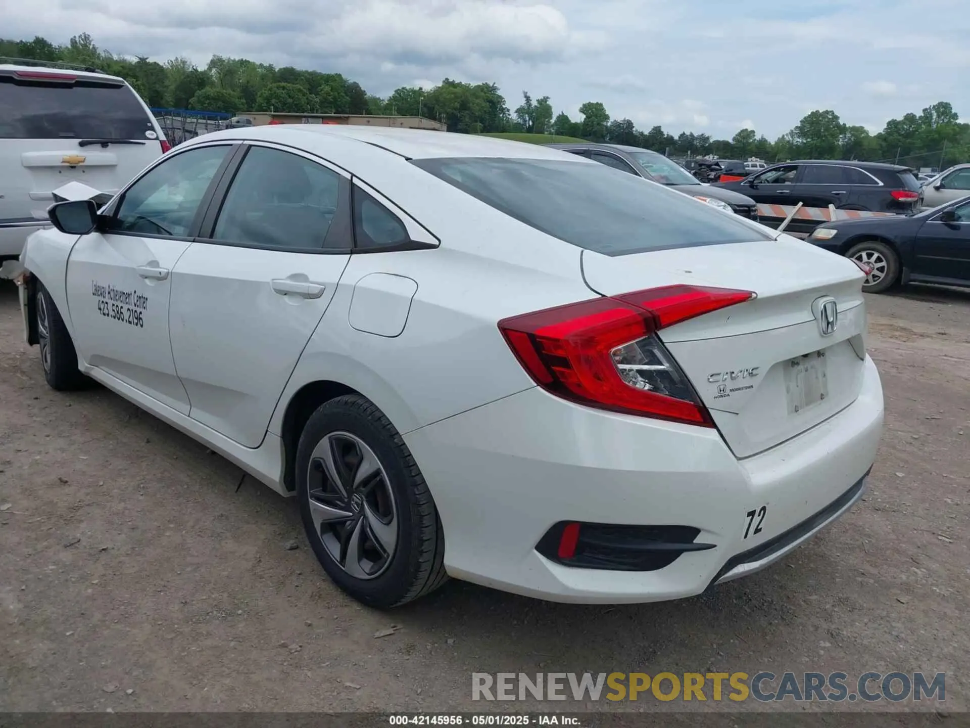 3 Photograph of a damaged car 19XFC2F62KE035822 HONDA CIVIC 2019
